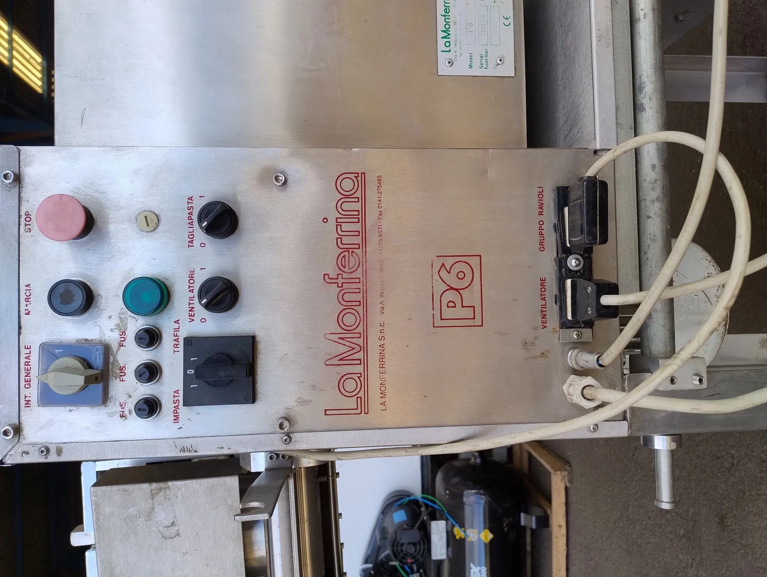 extrusora-de-massas-marca-la-monferrina-capacidade-de-ate-18-kg-h