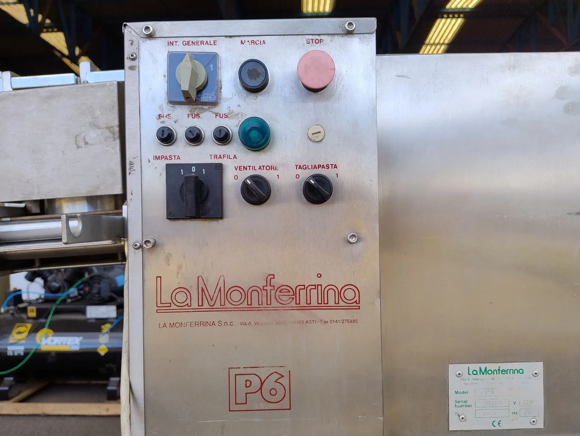 extrusora-de-massas-marca-la-monferrina-capacidade-de-ate-18-kg-h