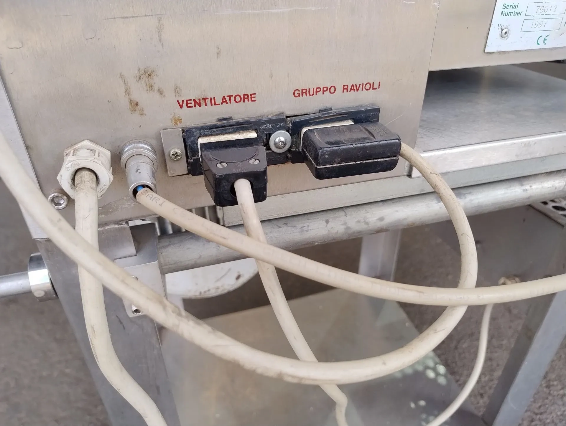 extrusora-de-massas-marca-la-monferrina-capacidade-de-ate-18-kg-h