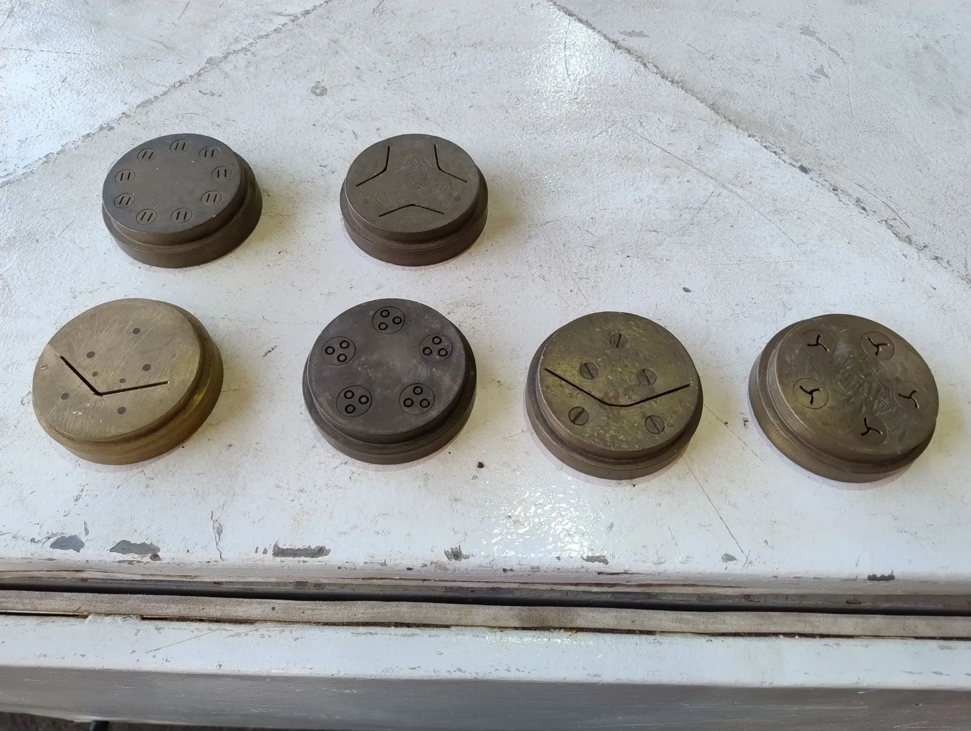 extrusora-de-massas-marca-la-monferrina-capacidade-de-ate-18-kg-h