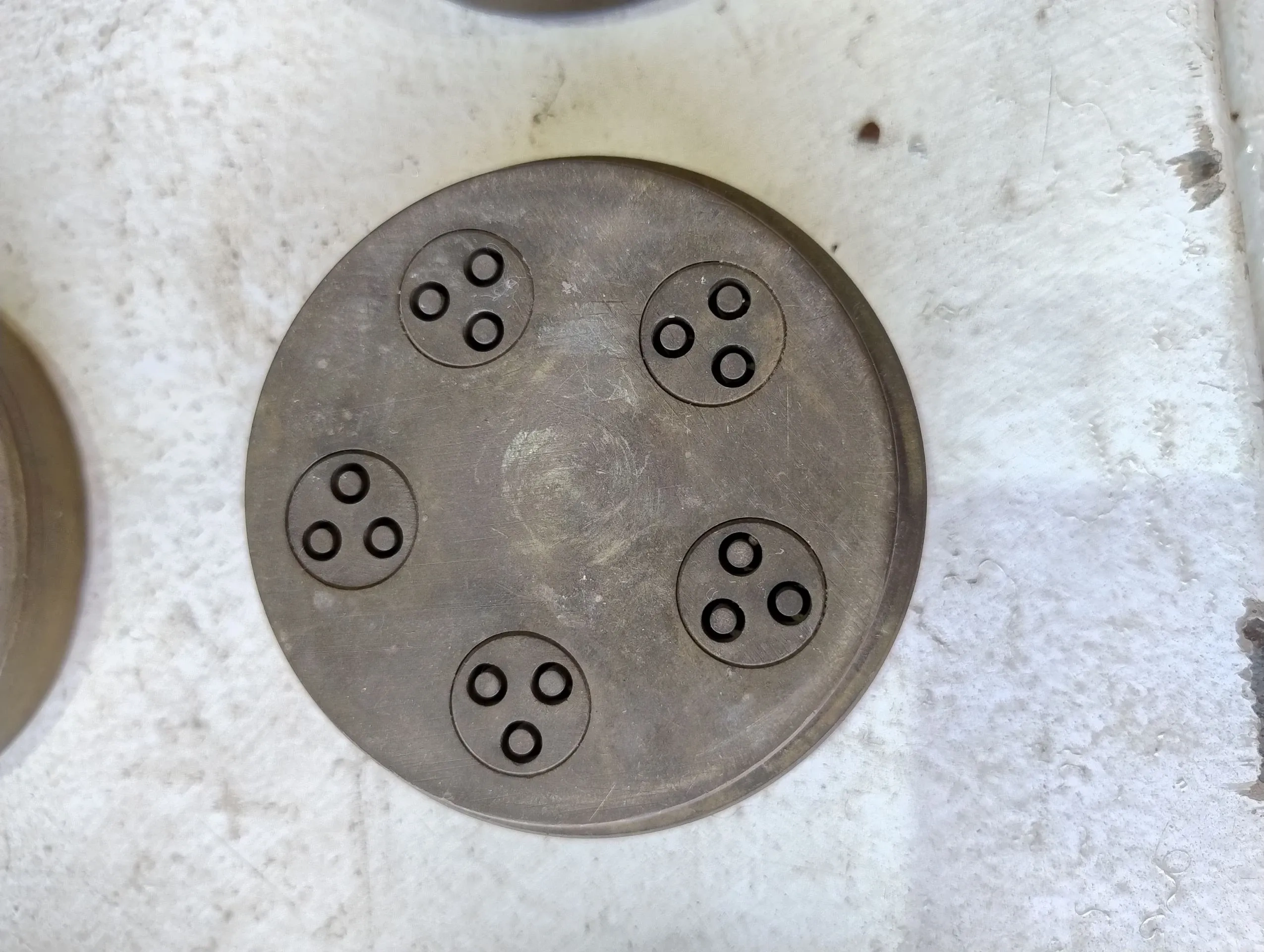 extrusora-de-massas-marca-la-monferrina-capacidade-de-ate-18-kg-h