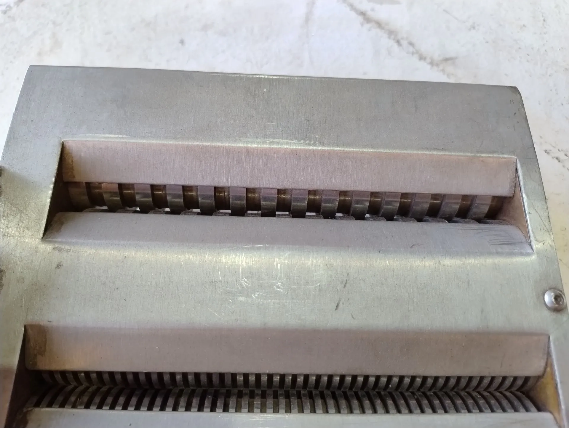 extrusora-de-massas-marca-la-monferrina-capacidade-de-ate-18-kg-h