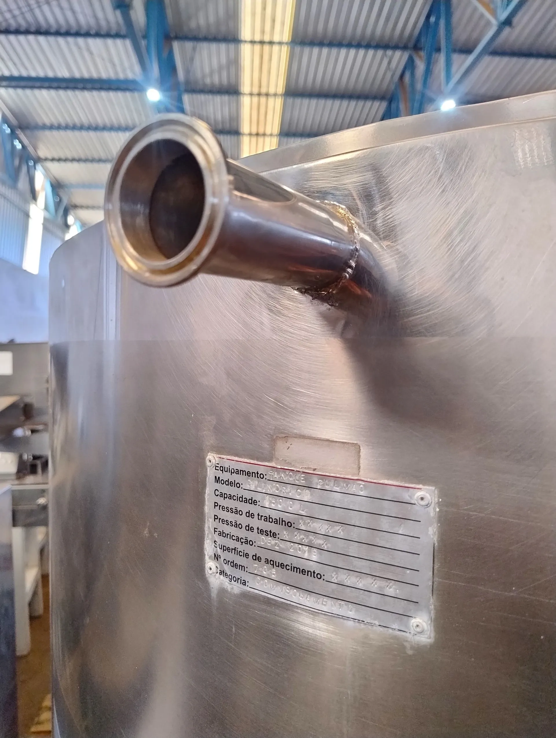 tanque-pulmao-isolamento-cap-1500-litros