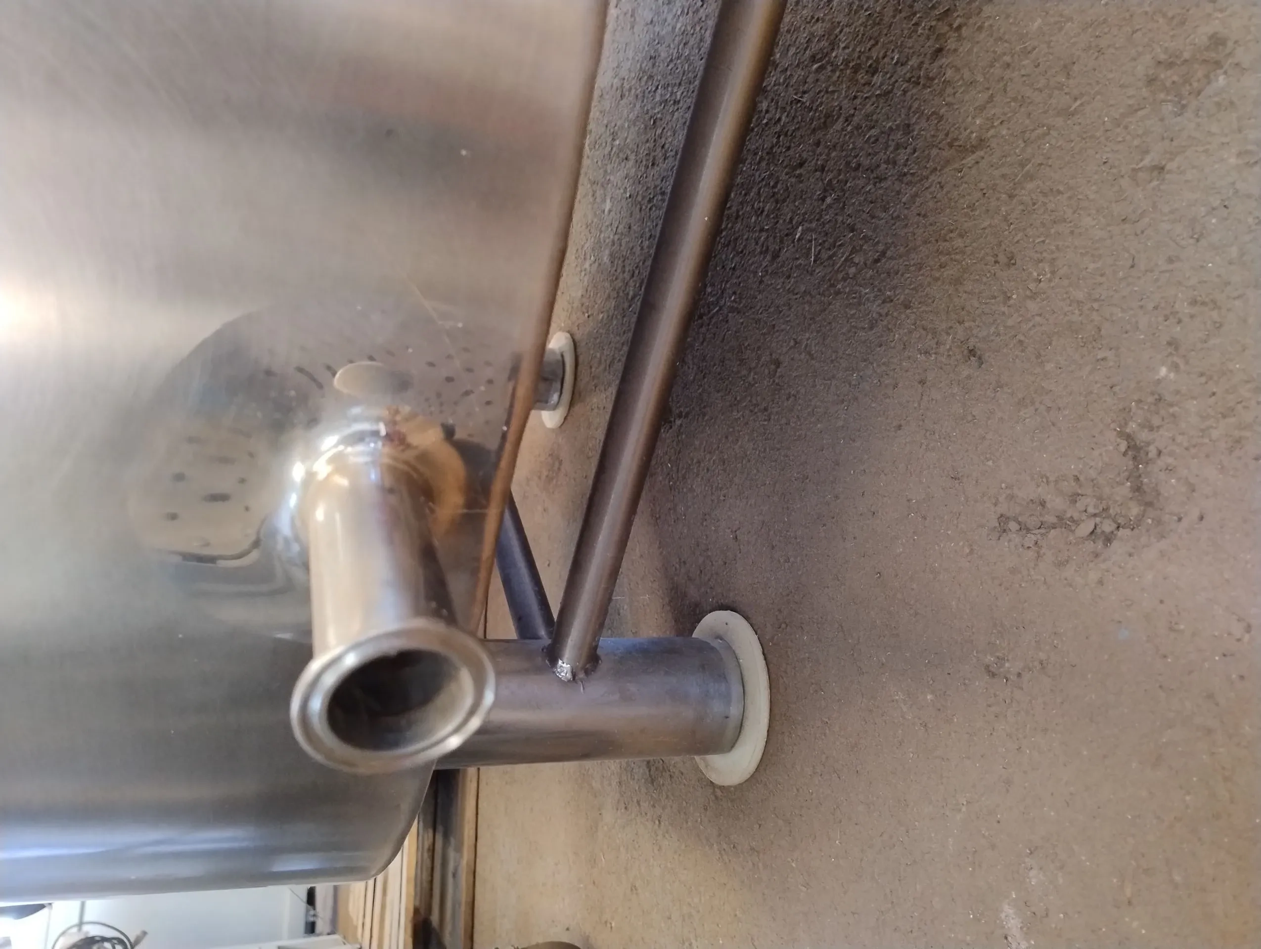 tanque-pulmao-isolamento-cap-1500-litros