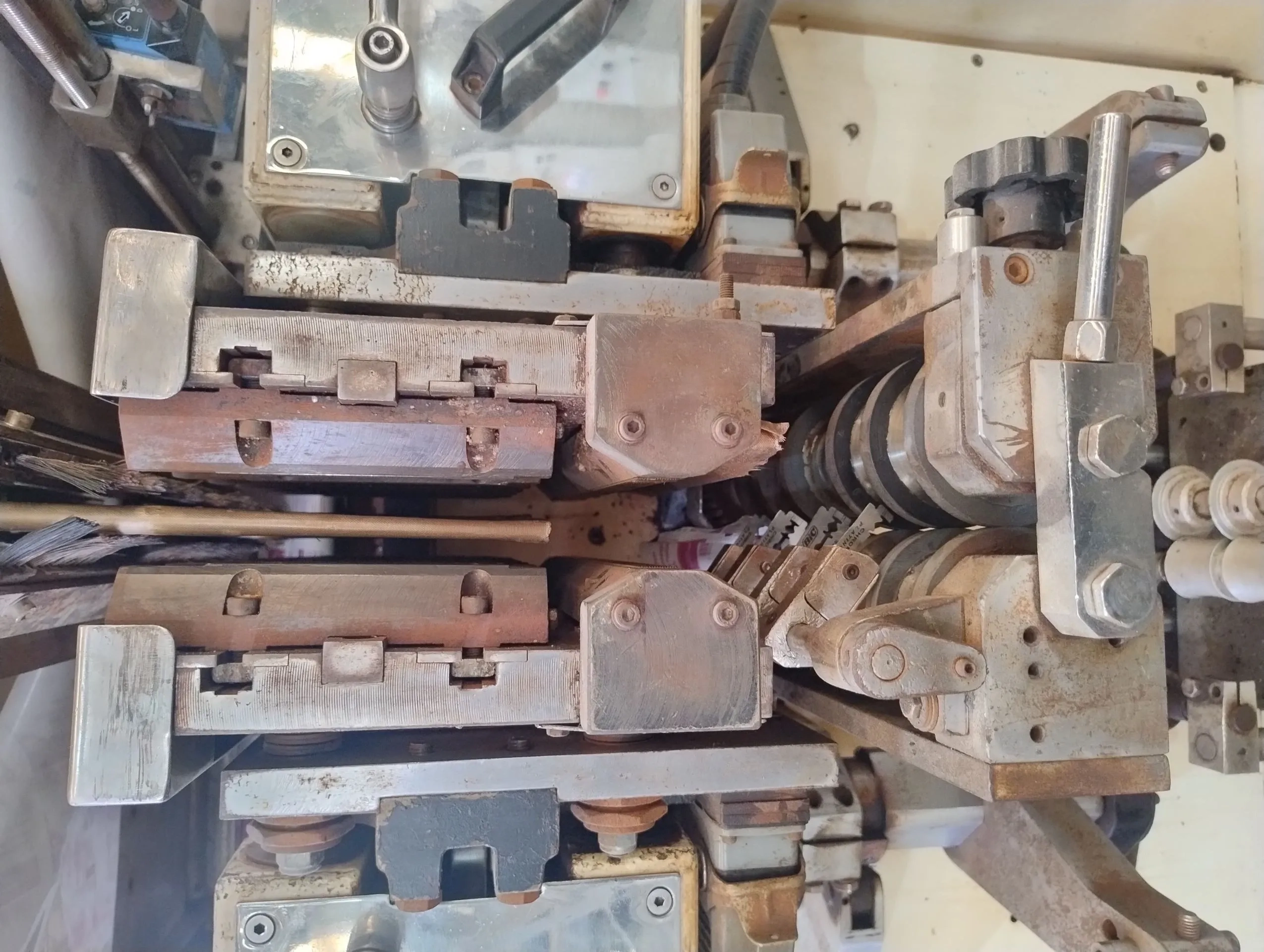 sacheteira-marca-emzo-mod-evi-30-c
