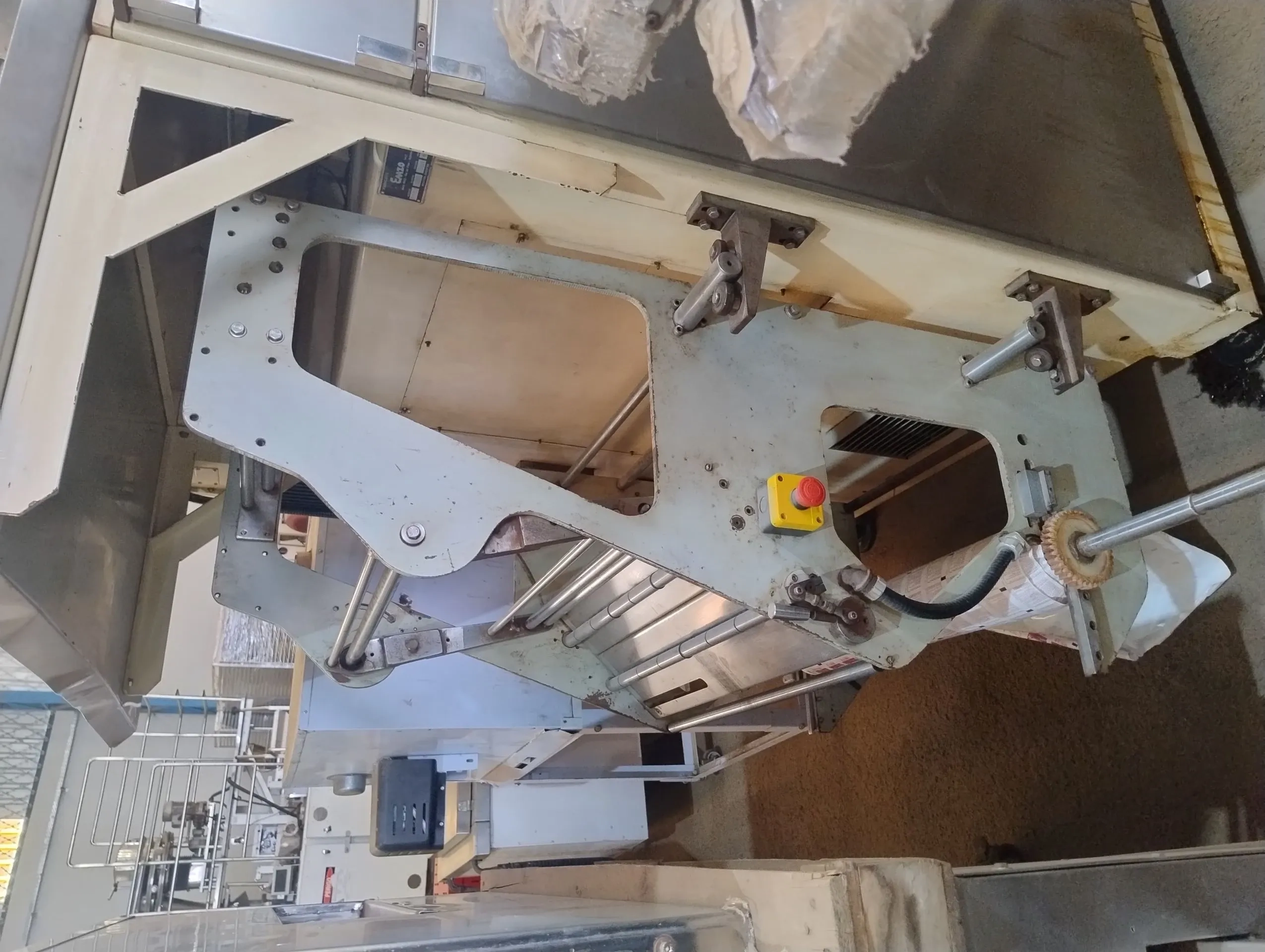 sacheteira-marca-emzo-mod-evi-30-c