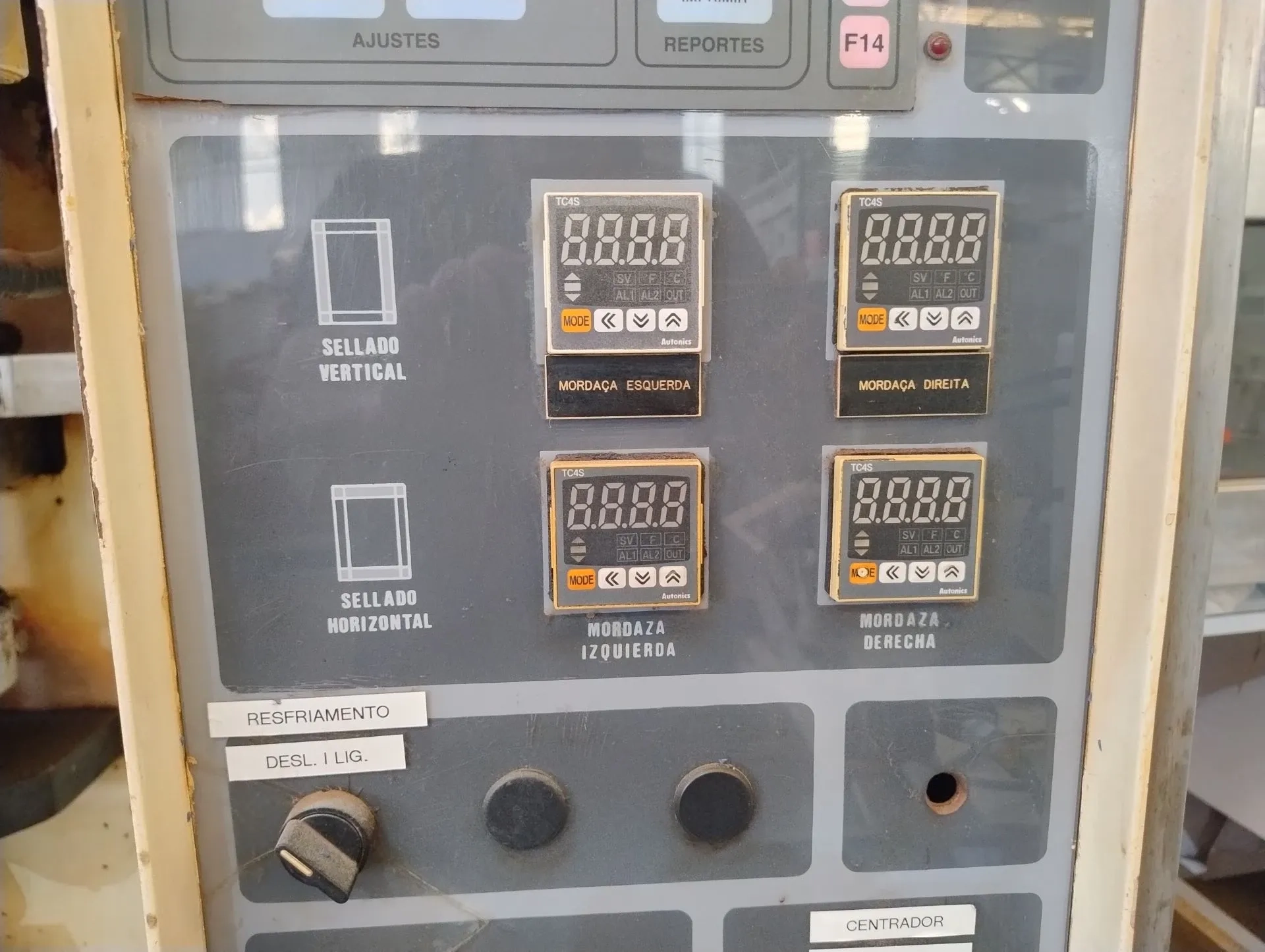 sacheteira-marca-emzo-mod-evi-30-c