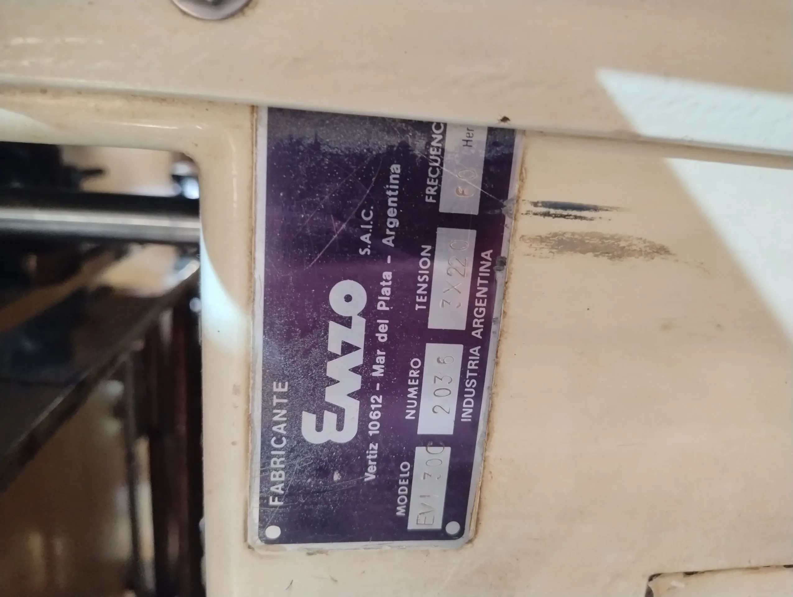 sacheteira-marca-emzo-mod-evi-30-c