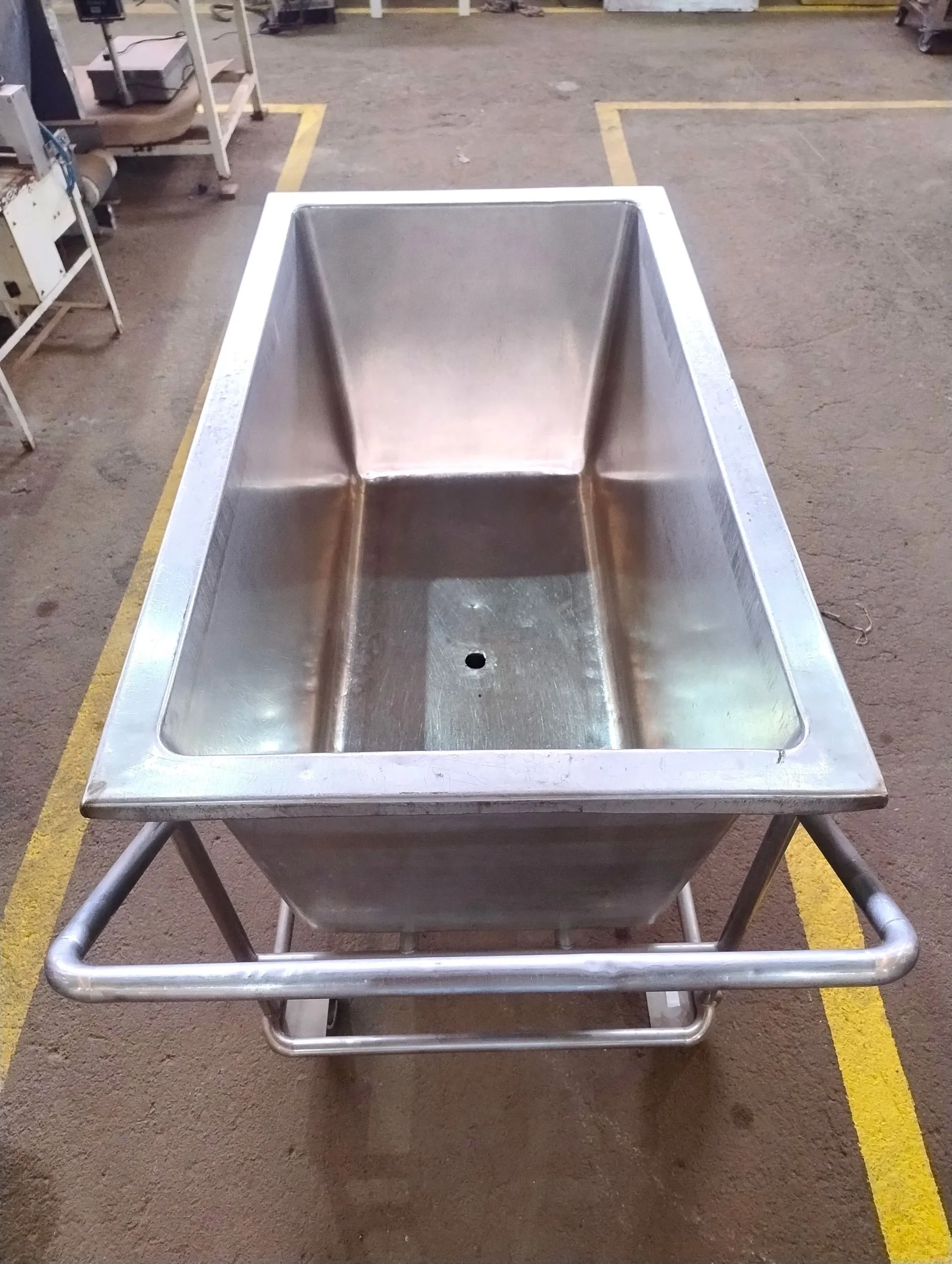 carrinho-transporte-aco-inox-total-cap-290-litros