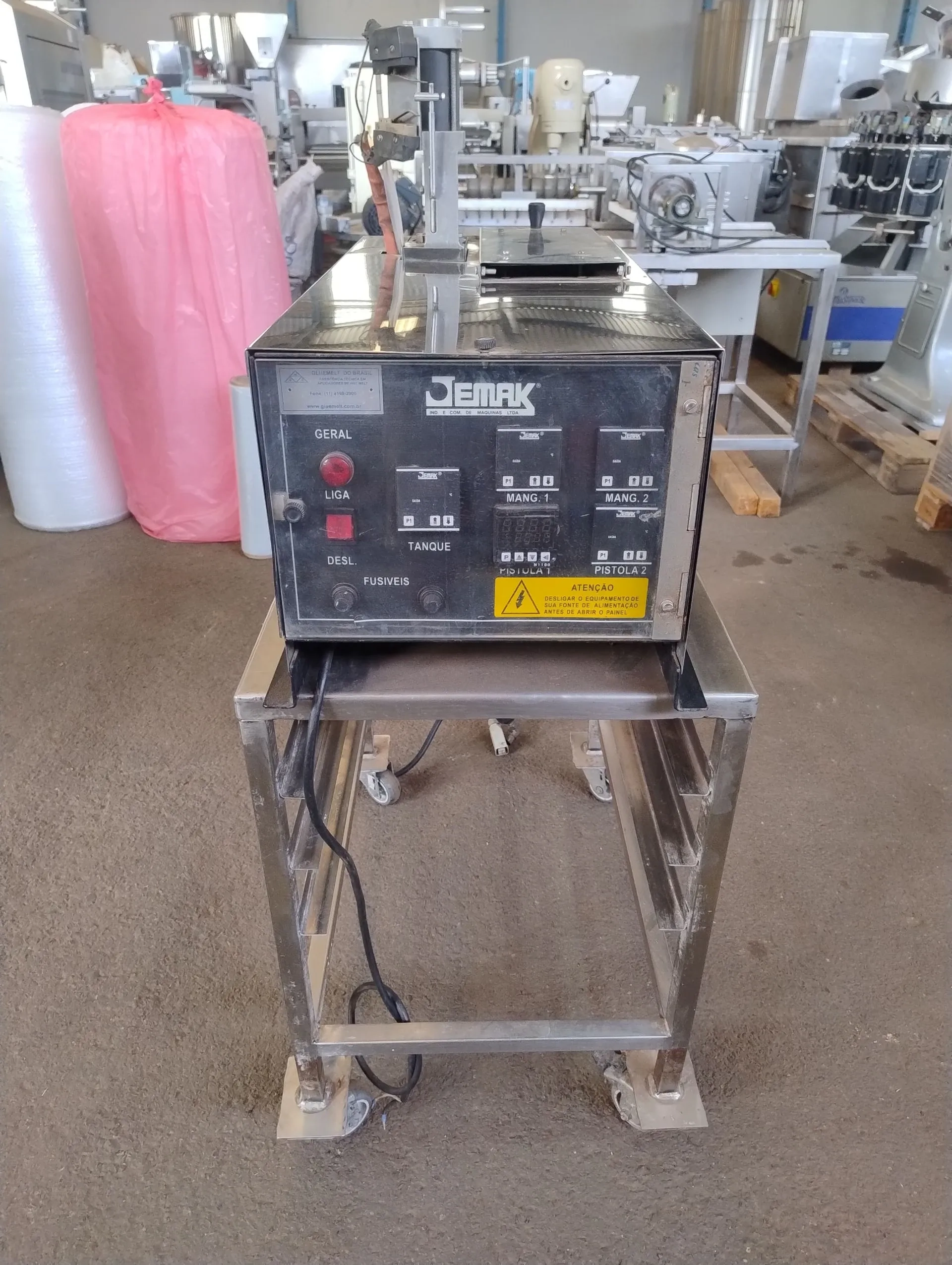 coleiro-sistema-aplicador-de-adesivo-cola-hot-melt-marca-jemak