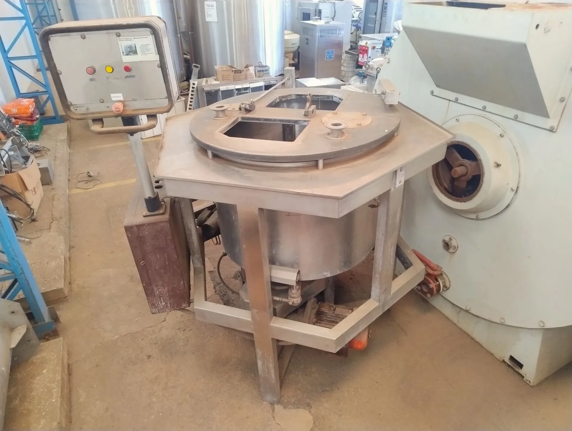 tanque-misturad-indust-cremes-espessos-400-litros
