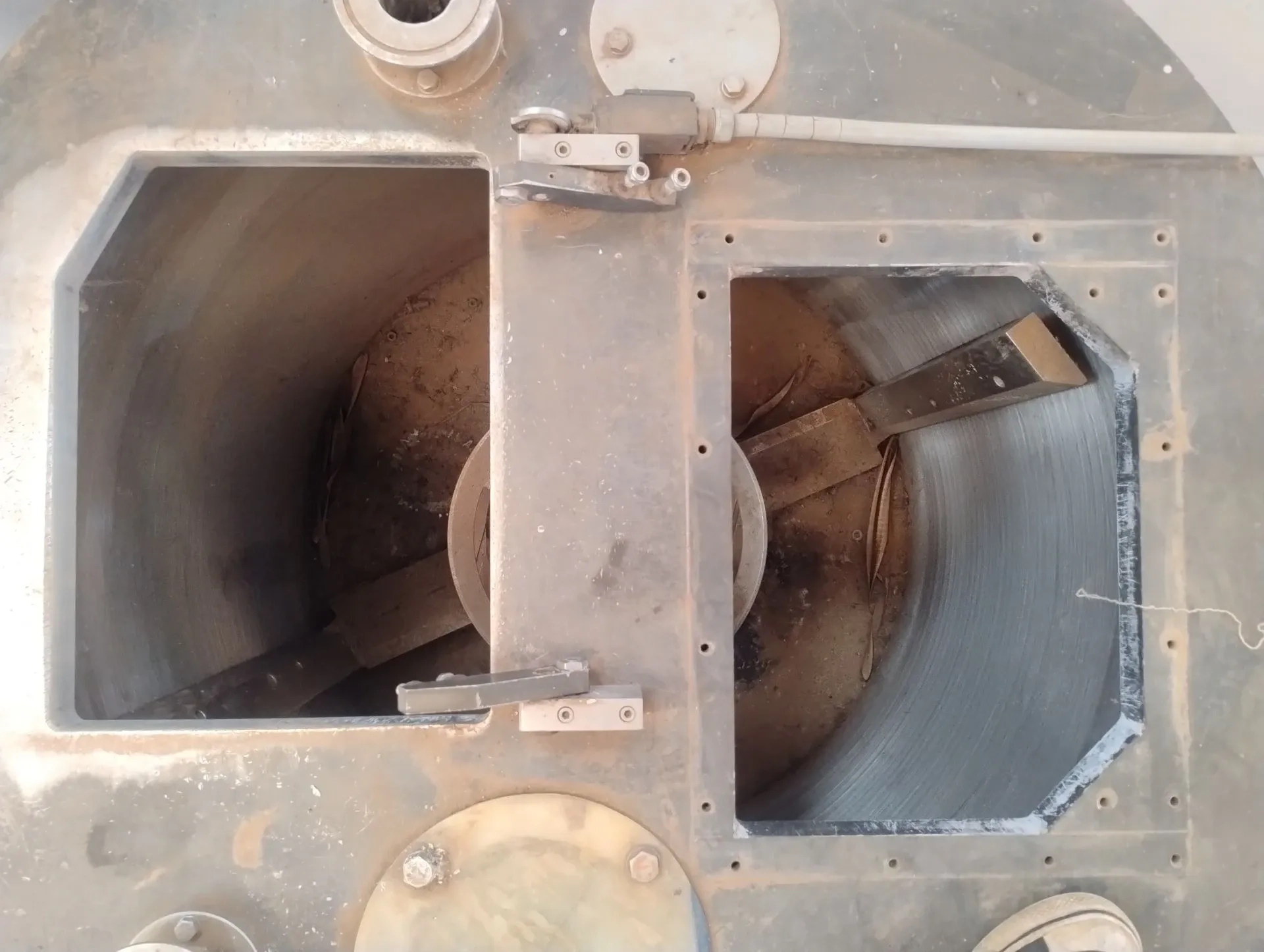 tanque-misturad-indust-cremes-espessos-400-litros