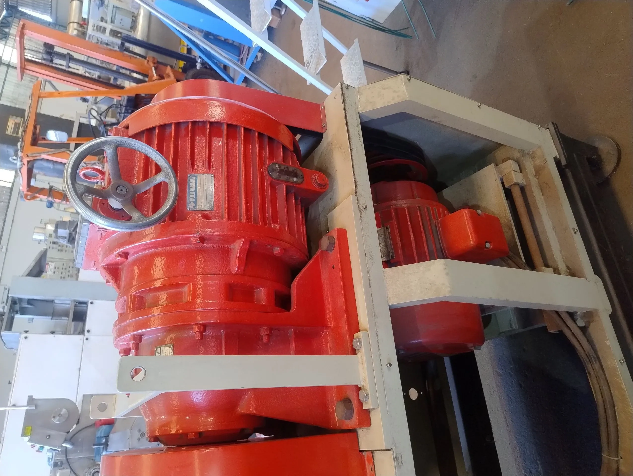 extrusora-balas-mastigaveis-chicletes-cap-1200-kg-hora