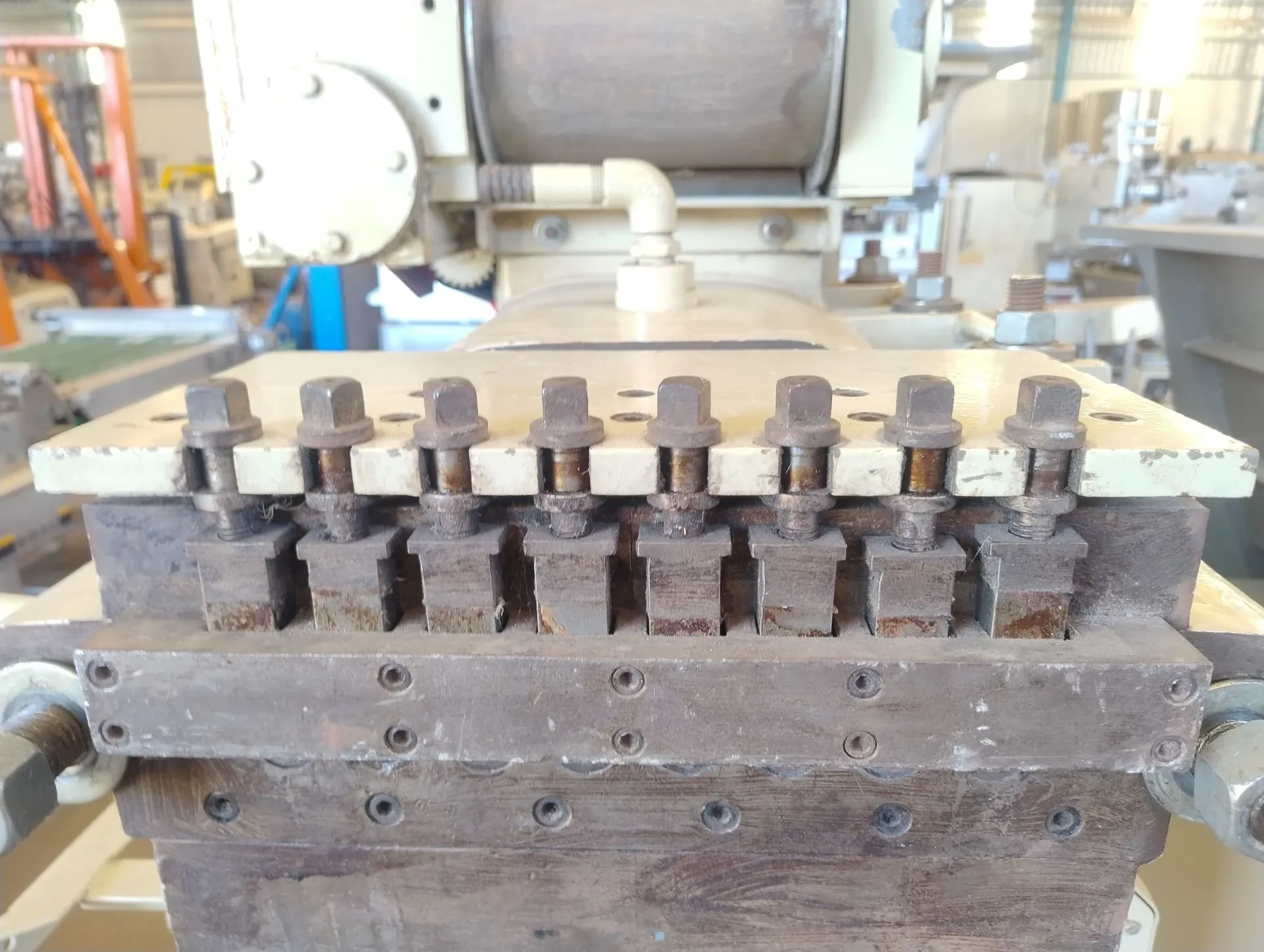 extrusora-balas-mastigaveis-chicletes-cap-1200-kg-hora