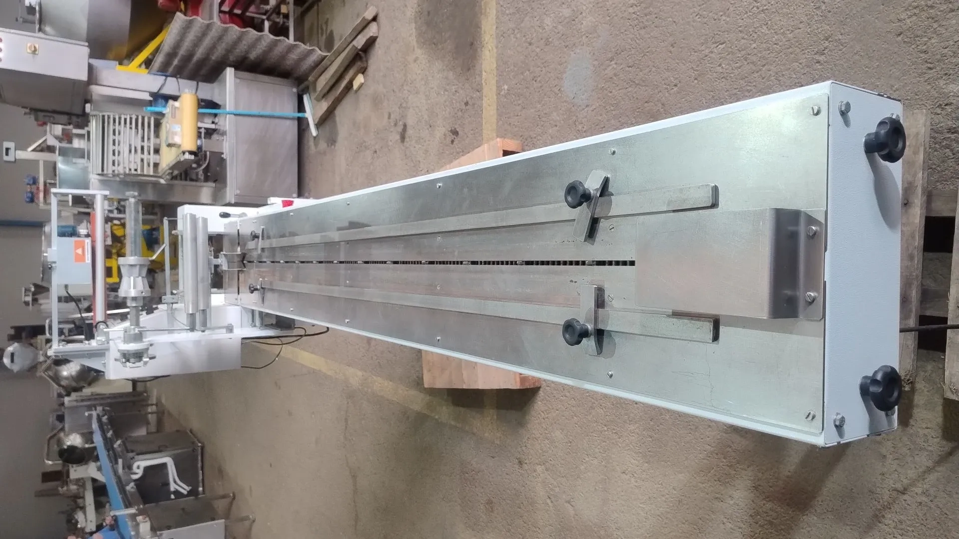 embaladora-flow-pack-marca-kawamac-modelo-pk-60