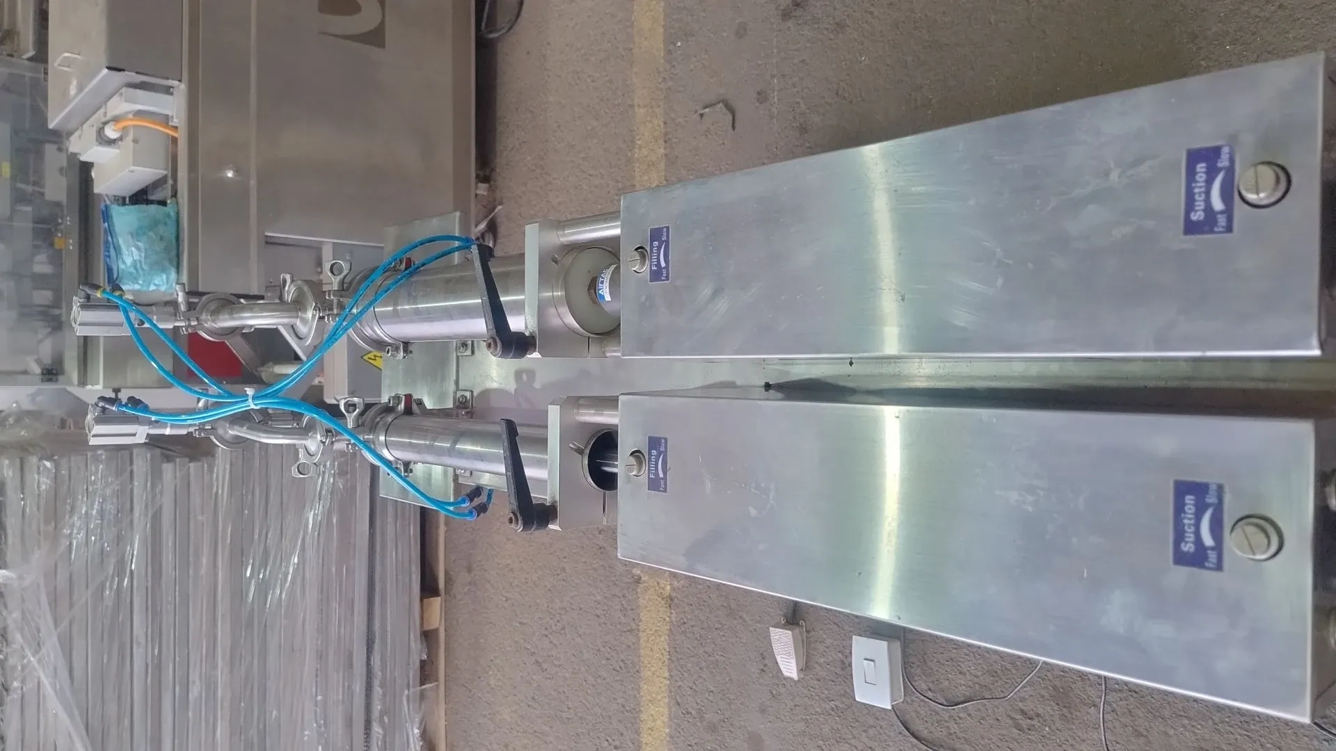 envasad-liqu-pneum-semi-automatica-dois-bicos-yg-packing-machinery