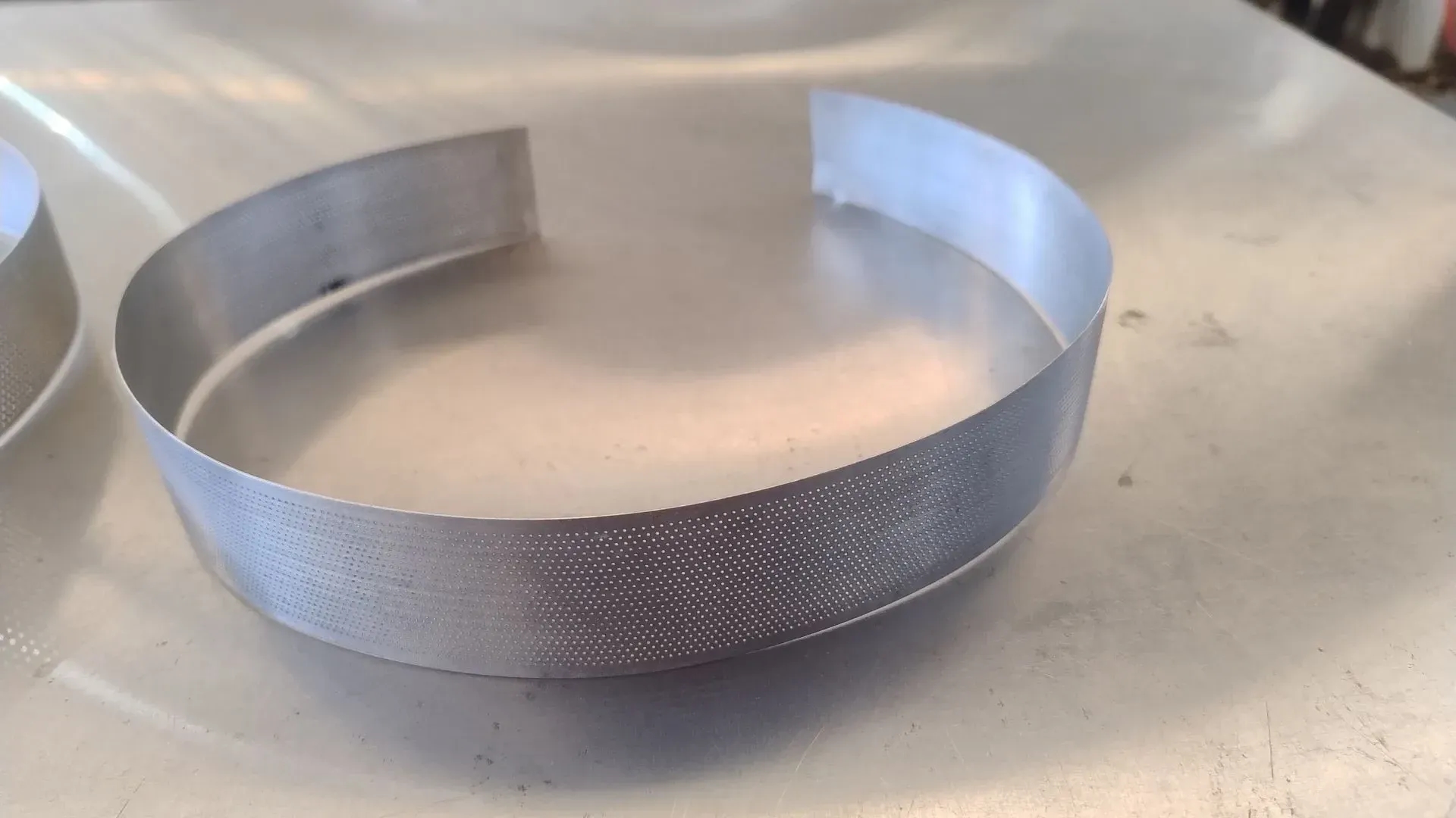 moinho-universal-em-aco-inox-capacidade-de-ate-30-kghora