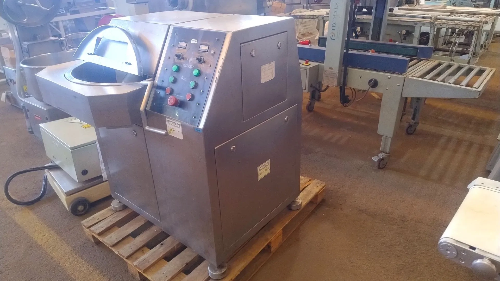 cutter-picador-emulsificador-embutidos-e-outras-cap-20-lts