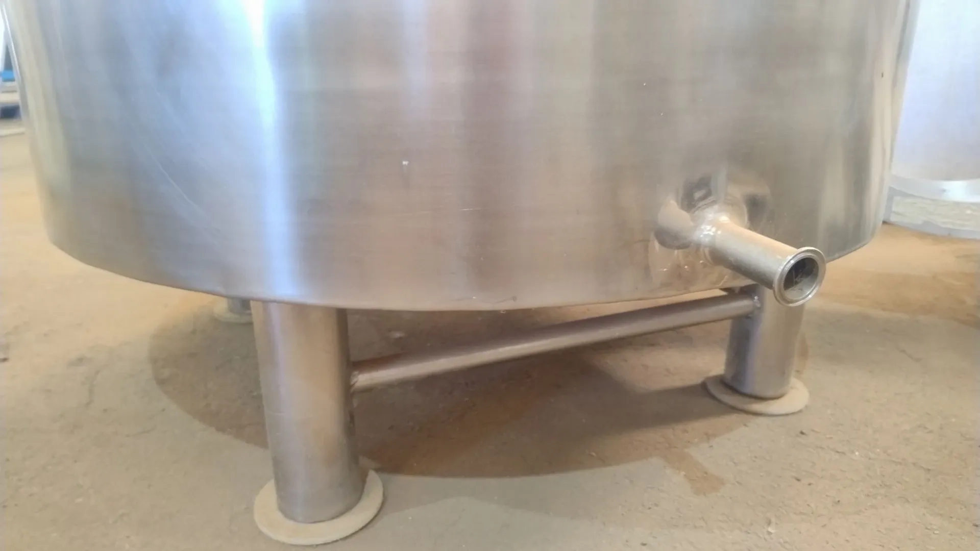 tanque-pulmao-isolado-1500-litros