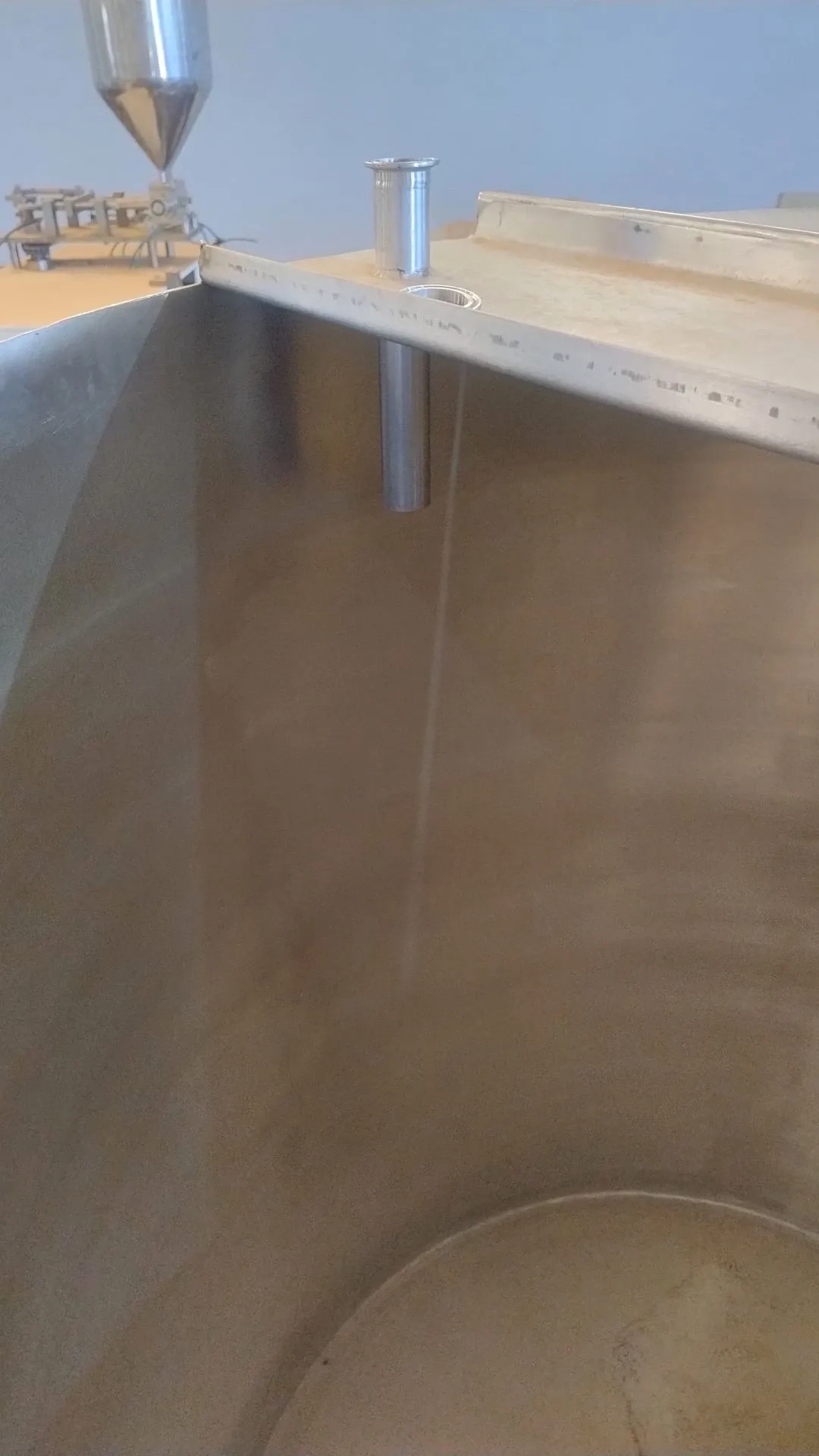 tanque-pulmao-isolado-1500-litros