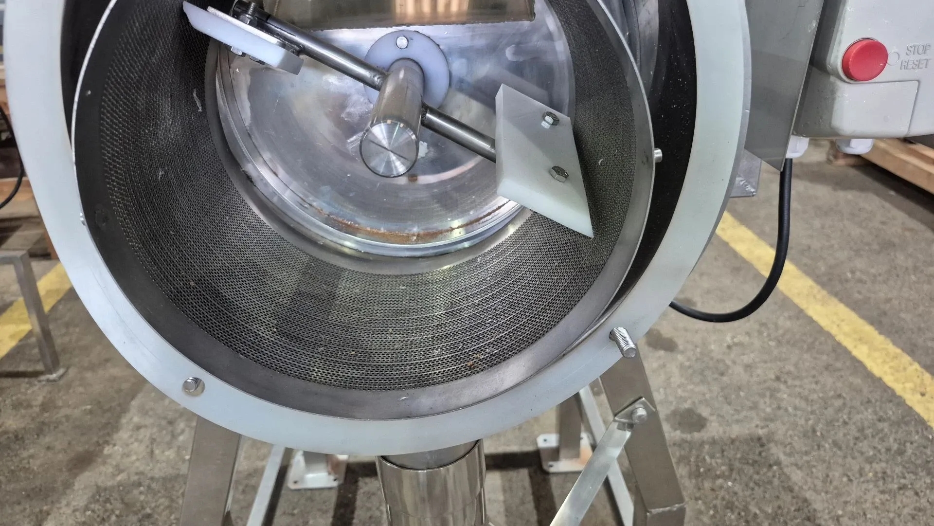 despolpadeira-marca-max-machine-modelo-mdp-300