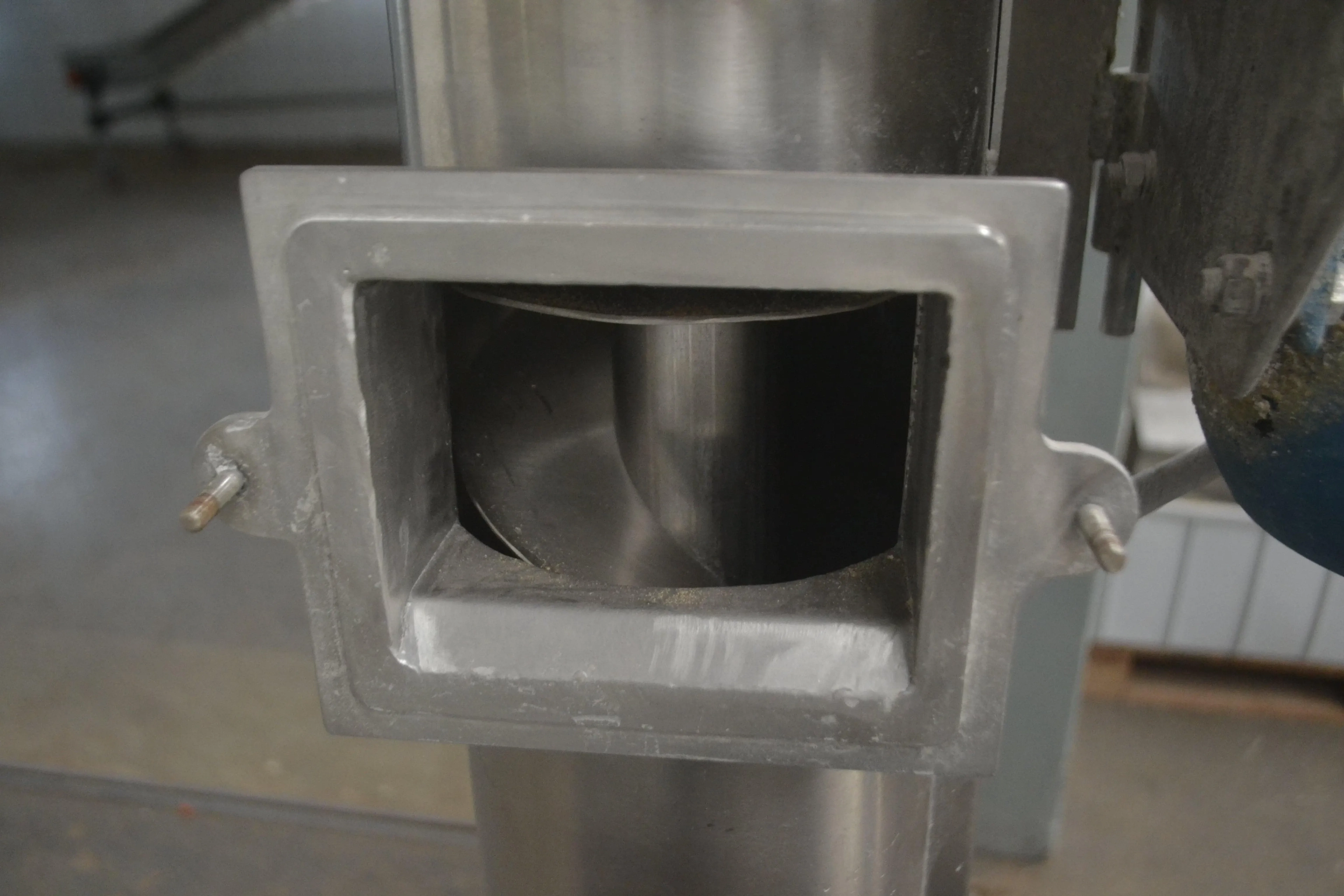 empanadeira-de-salgados-capacidade-360-kg-hora-marca-mci