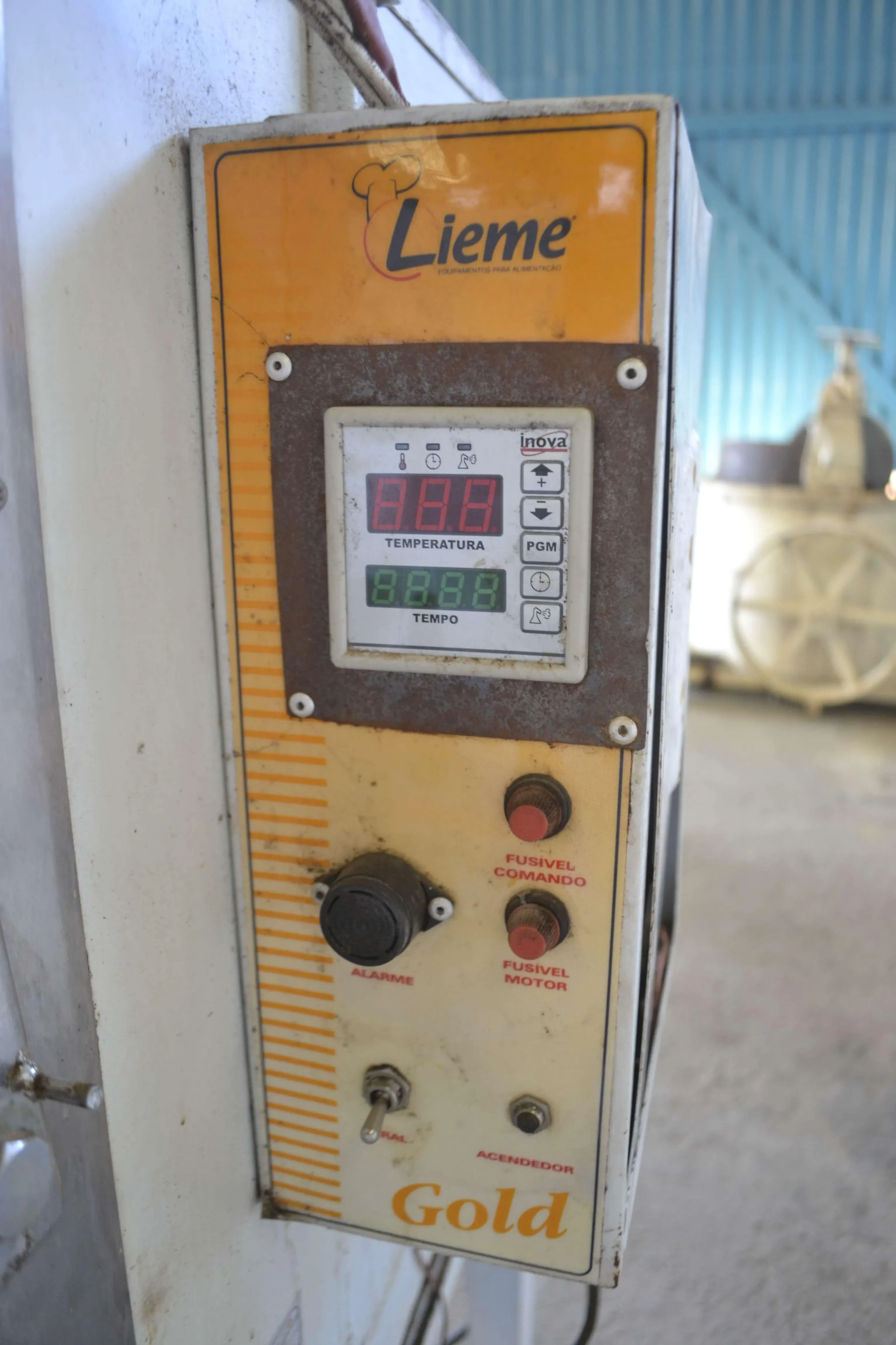 forno-turbo-a-gas-4-esteiras-marca-lieme