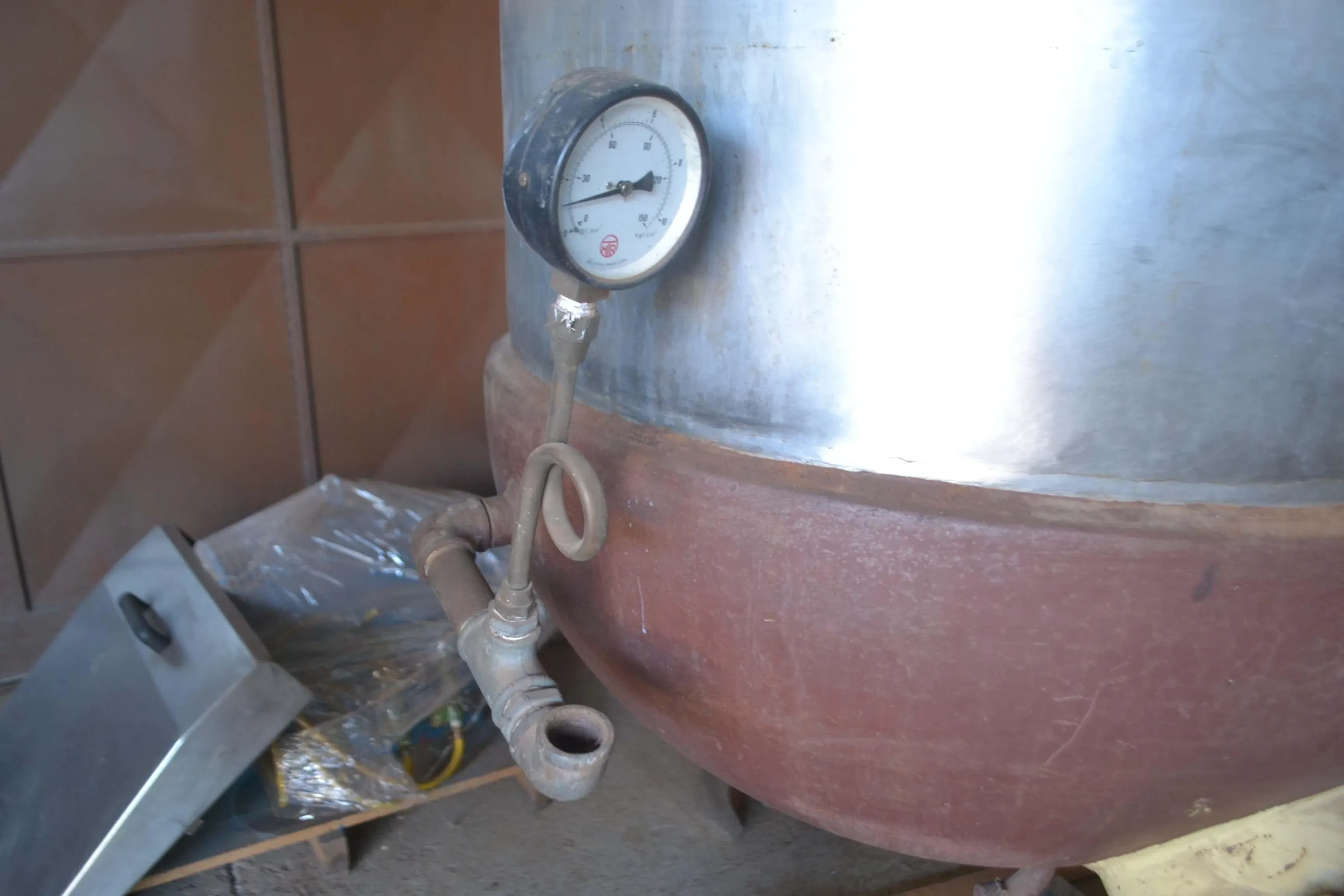 tacho-bola-a-vapor-capacidade-300-l-marca-incal-1