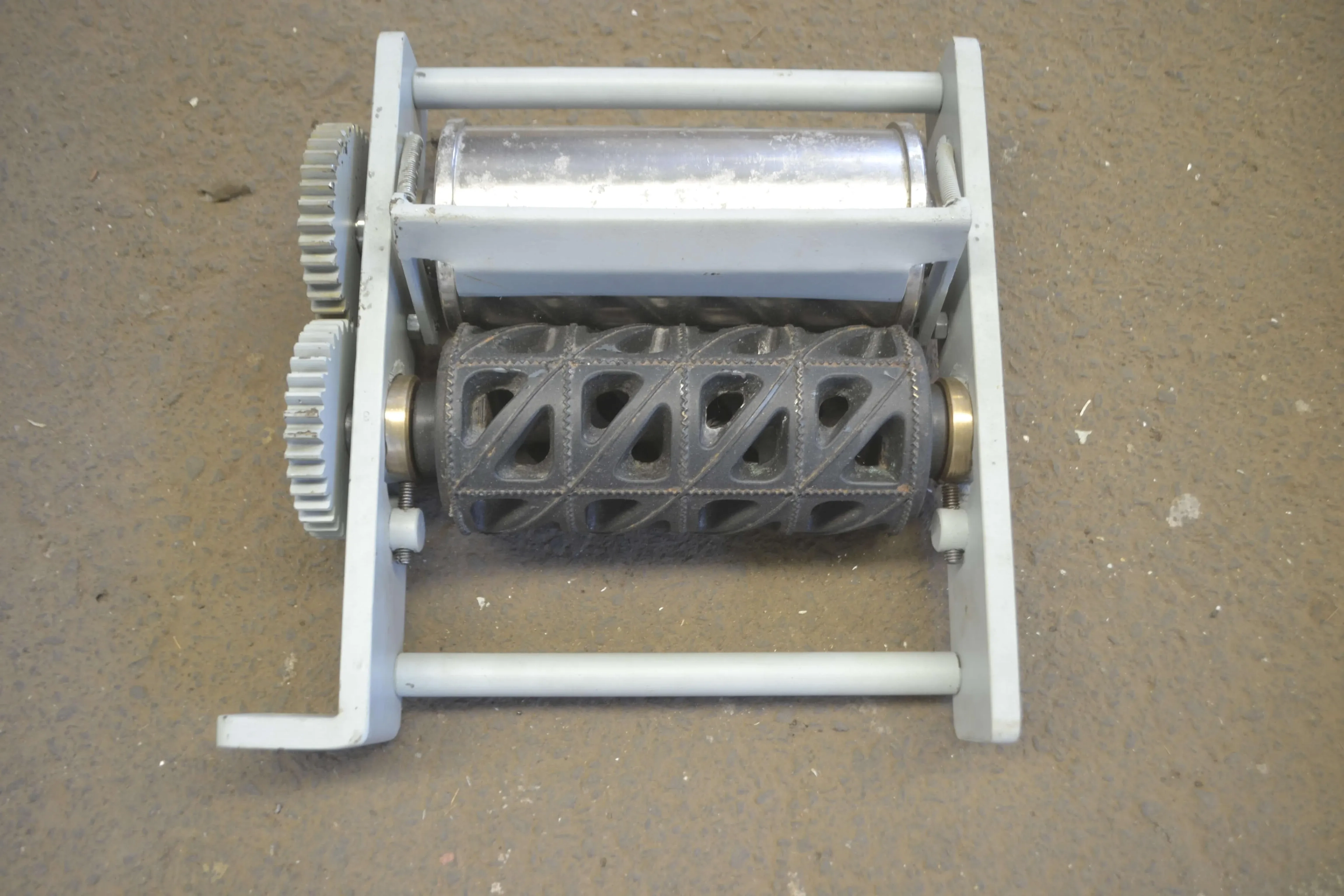 ravioleteira-capacidade-ate-140-kg-hora-marca-rinaudo-hijos