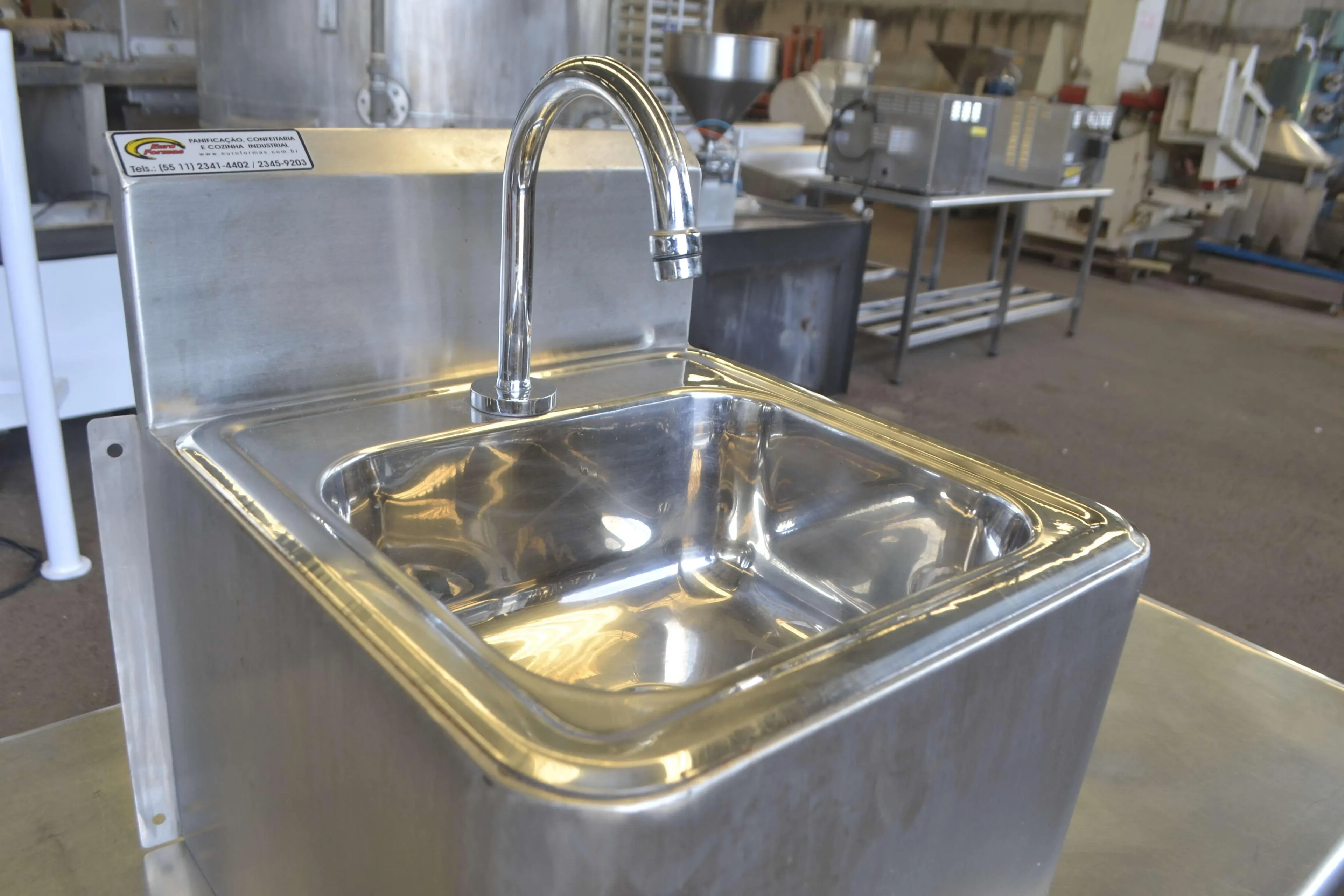 lavatorio-aco-inox-420-x-440-mm