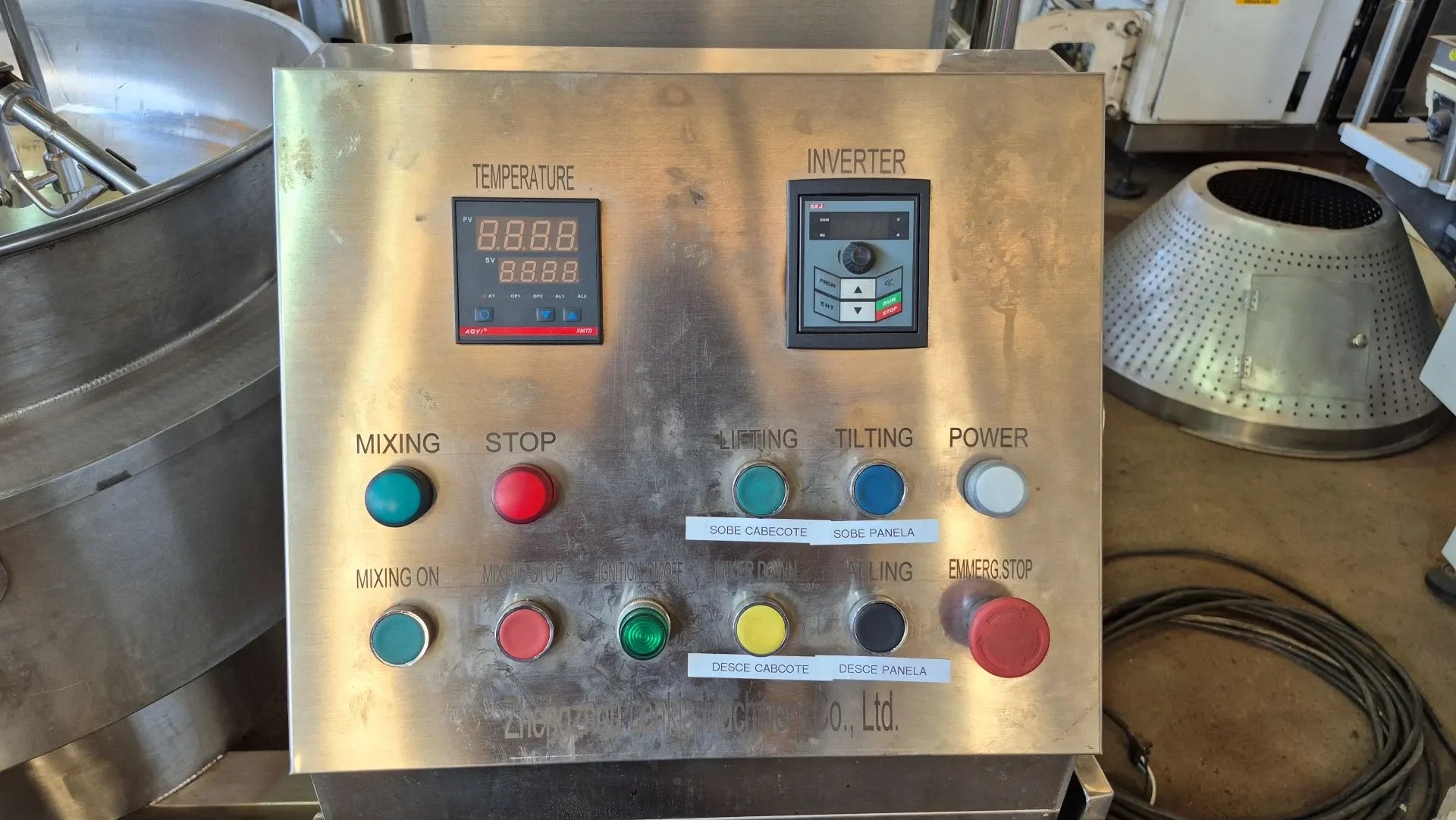 tacho-cozinhador-misturador-planetario-marca-zhengzhou-lonkia-machinery-co-ltd-capacidade-200-litros