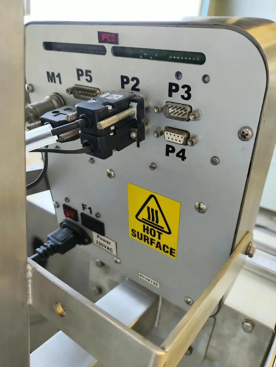rotuladora-etiquetadora-aplicadora-selo-lacre-para-cartucho-com-3-abas-marca-tecmaes