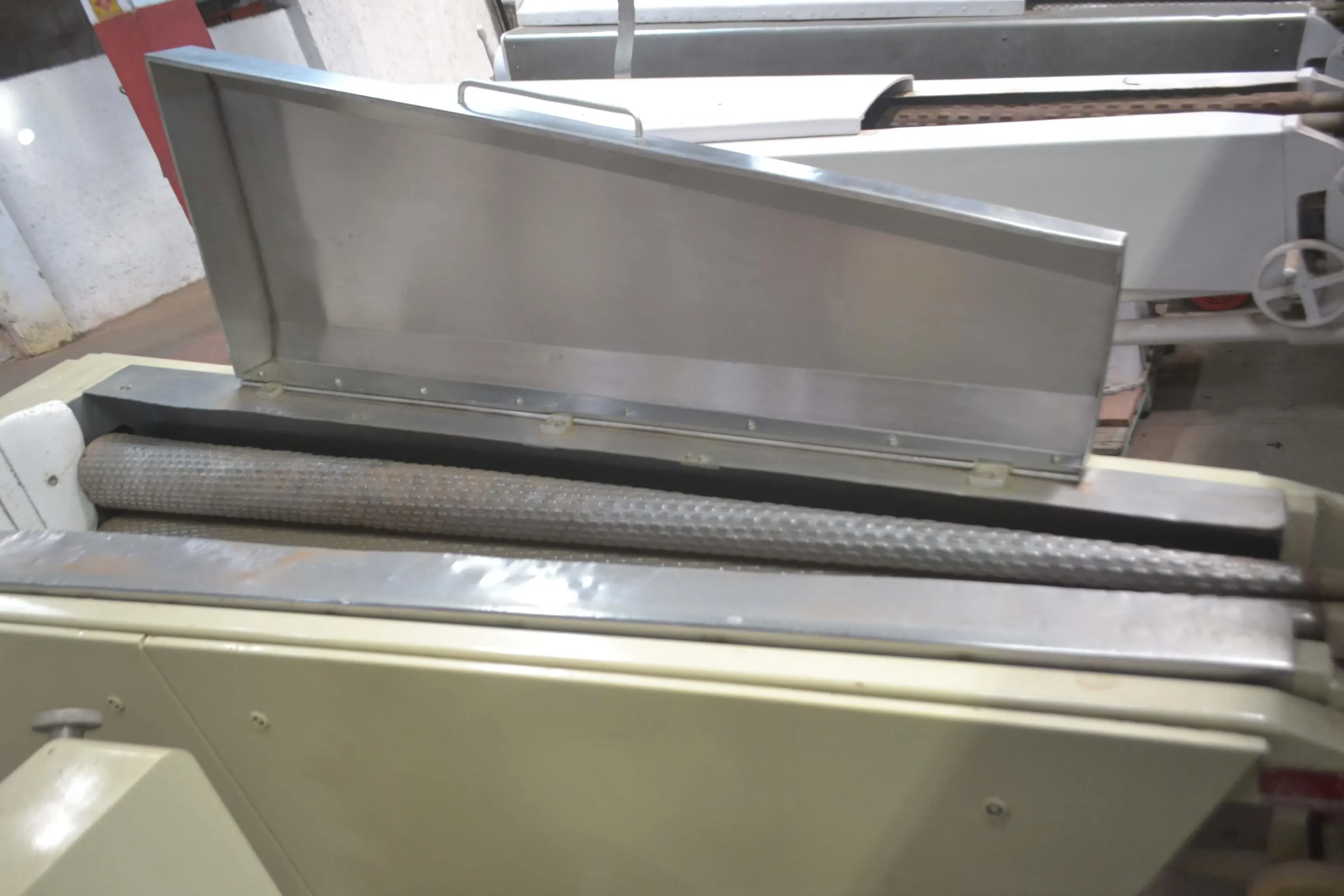 Bastonadeira-Balas-Pirulitos-marca-Bosch