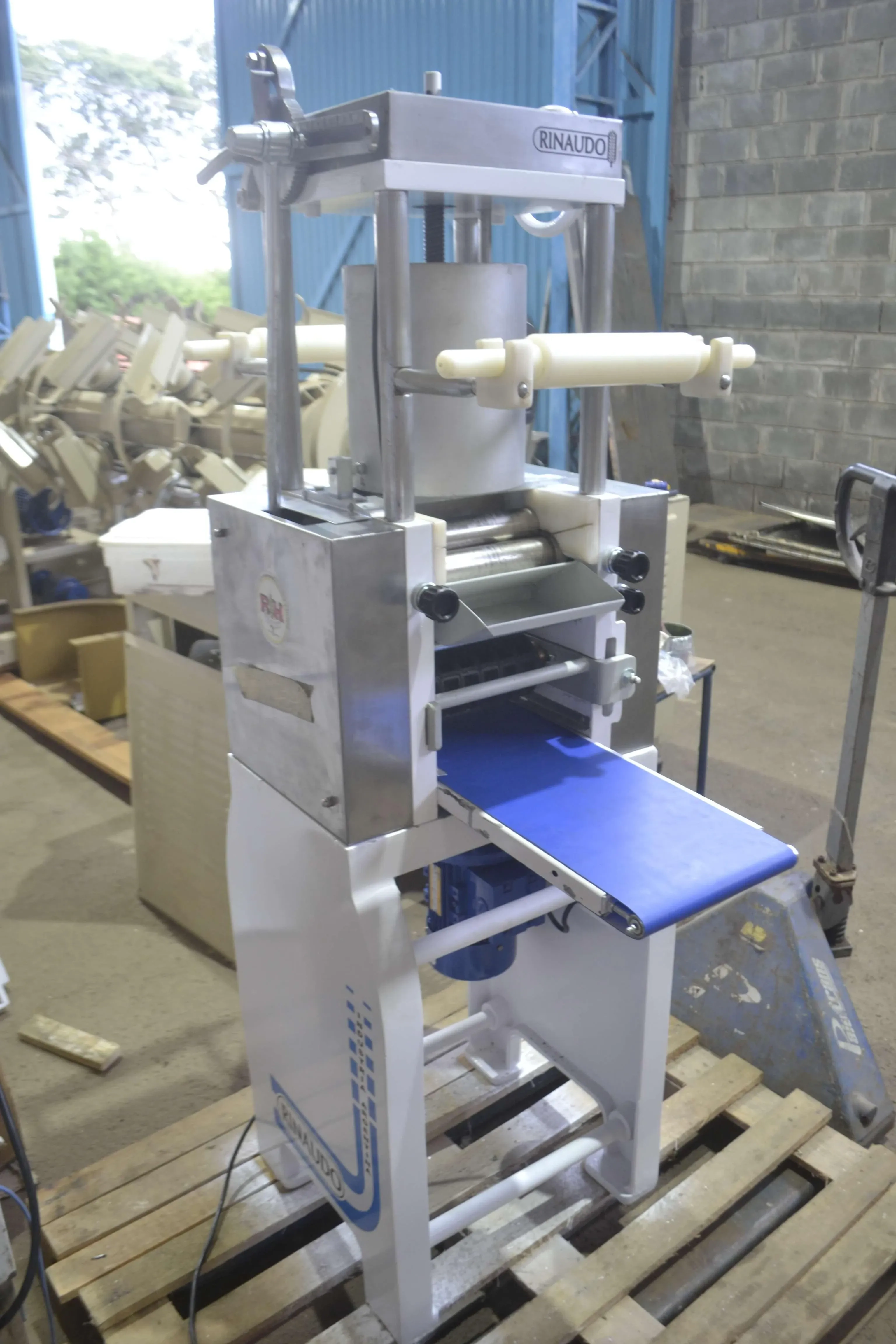 ravioleteira-capacidade-ate-140-kg-hora-marca-rinaudo-hijos