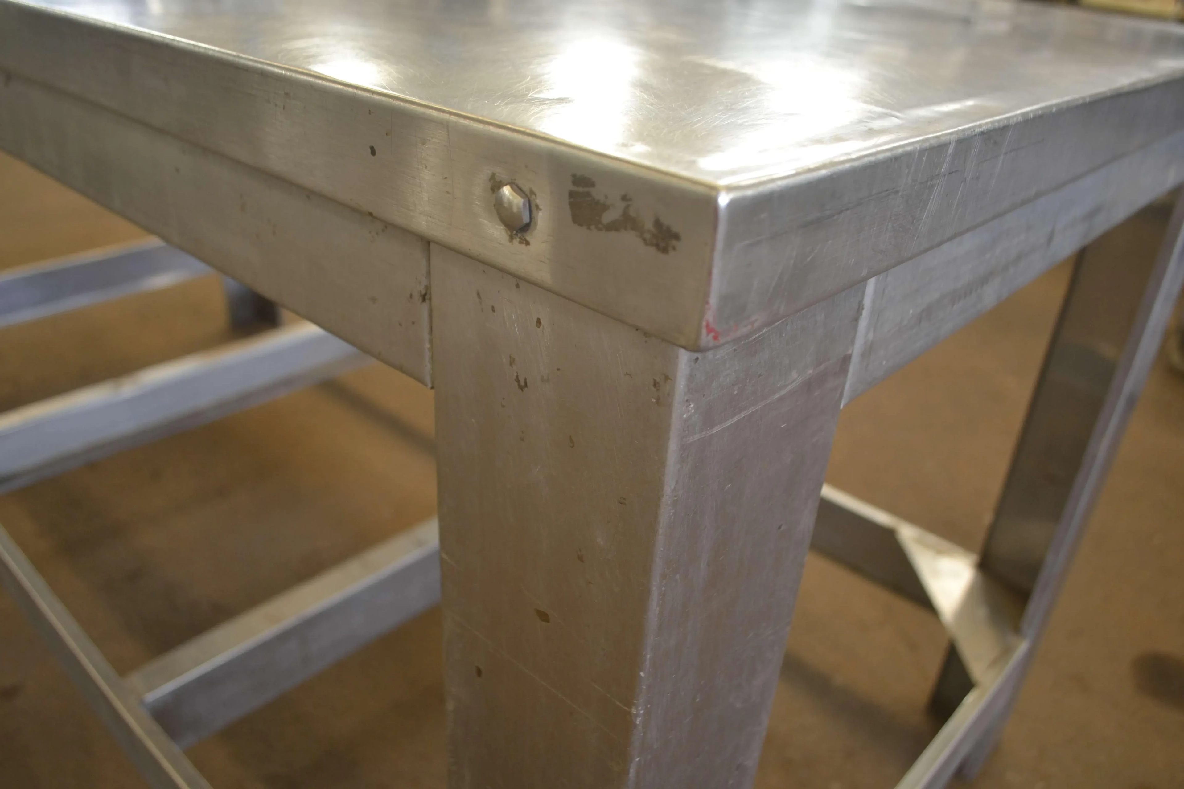 mesa-industrial-em-aco-inox-2-x-1-m