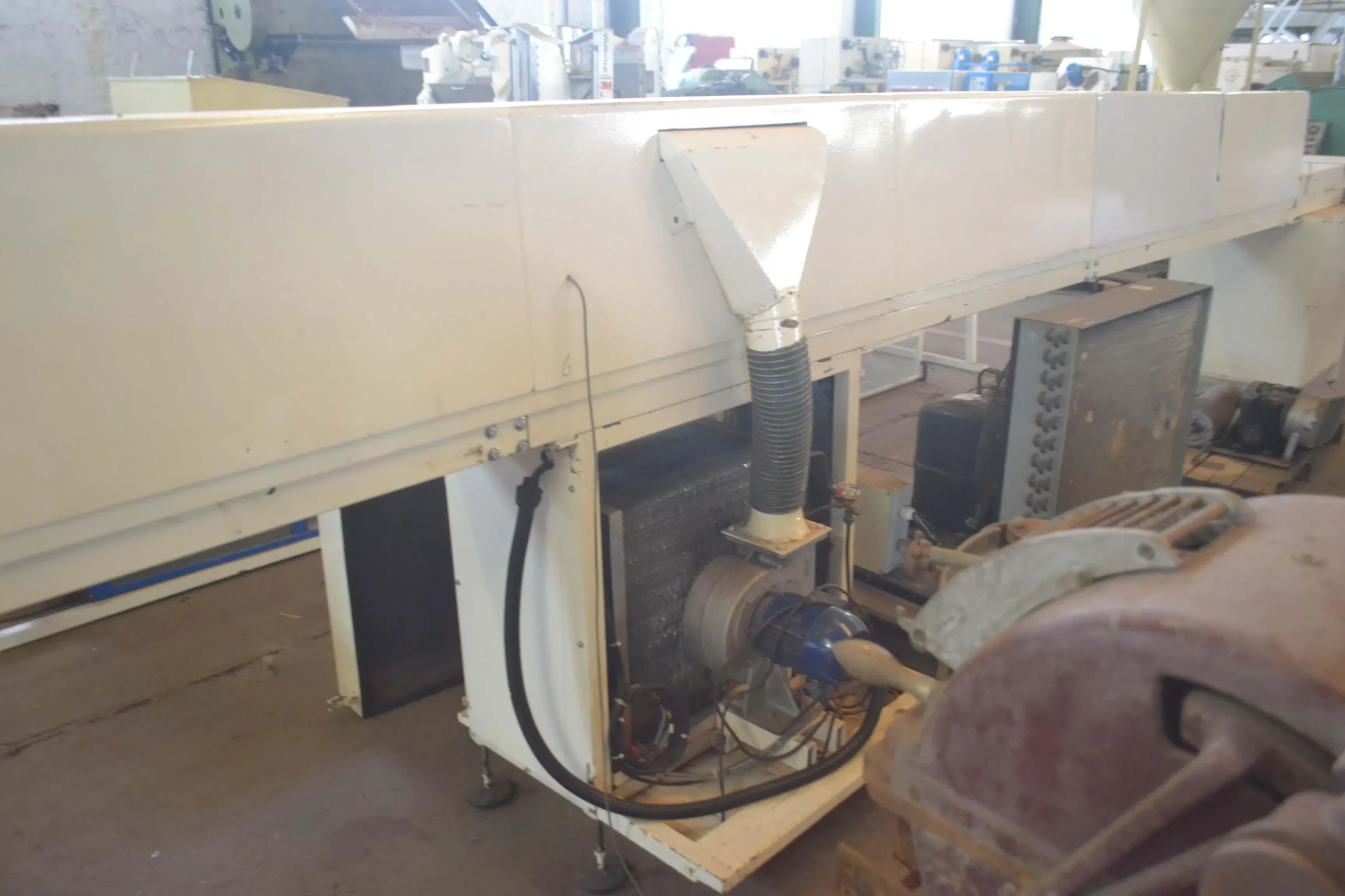 tunel-de-resfriamento-de-chocolate-7-m-x-300-mm