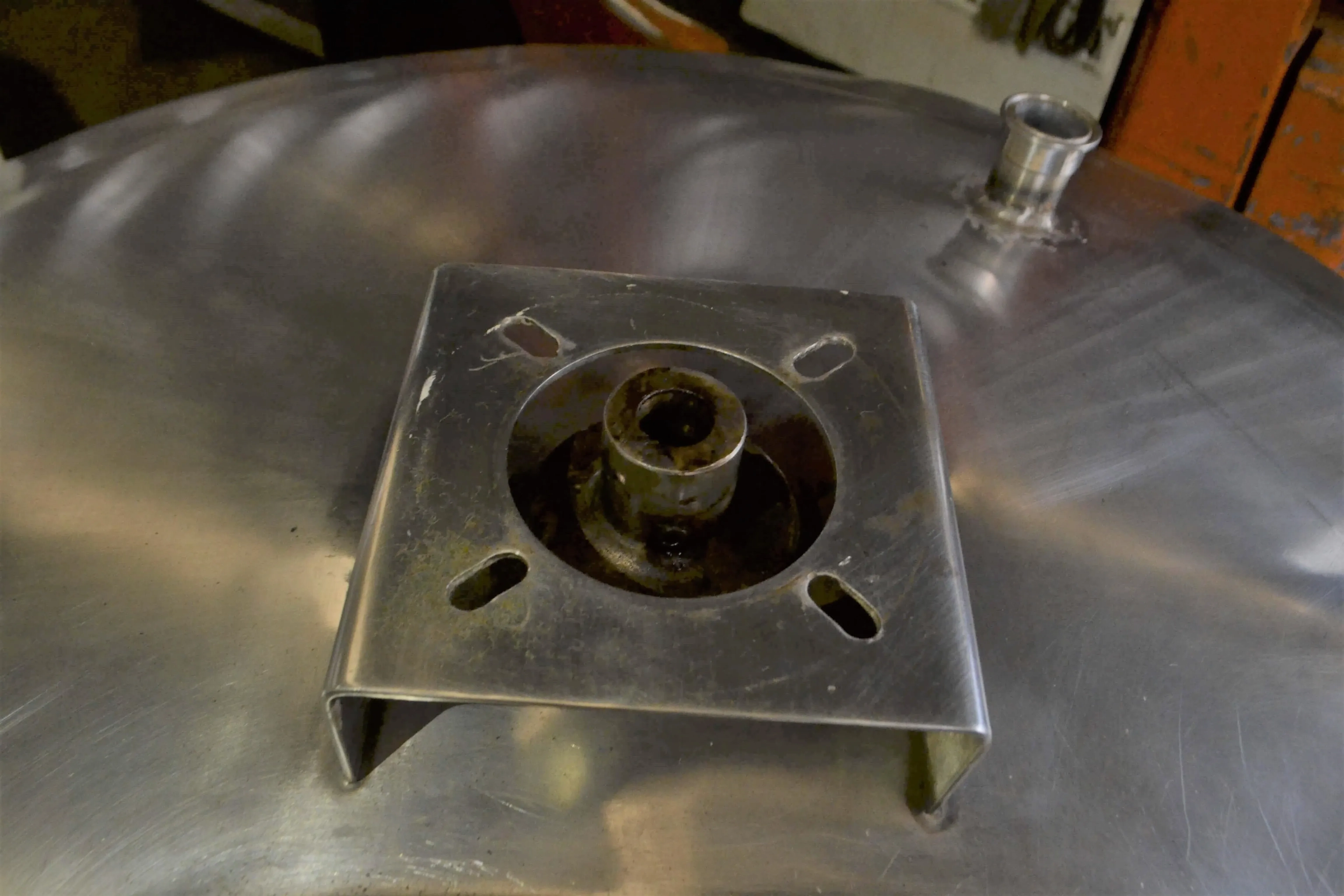 tanque-pulmao-em-aco-inox-capacidade-400-litros