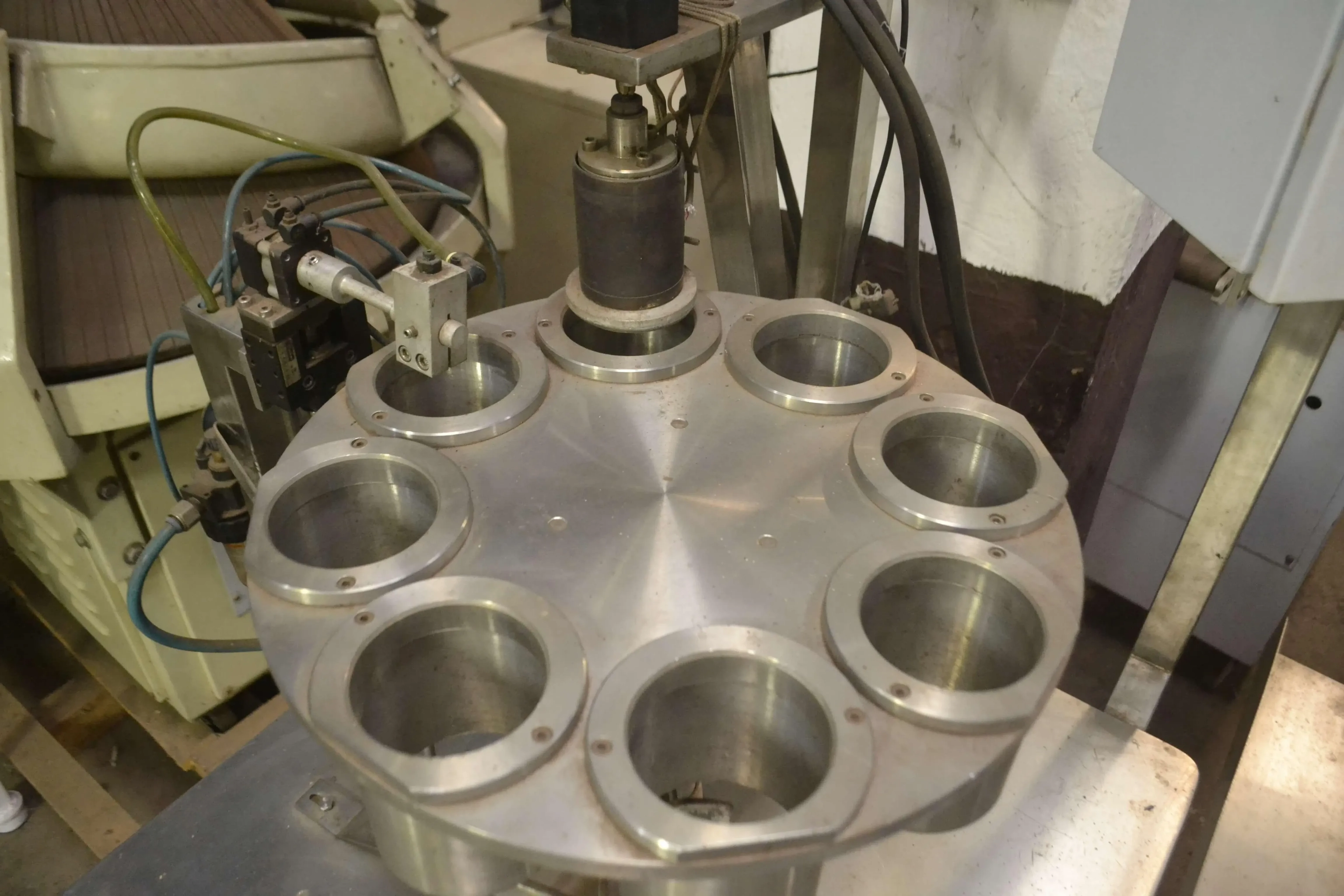 seladora-de-lacre-de-aluminio-marca-dmom