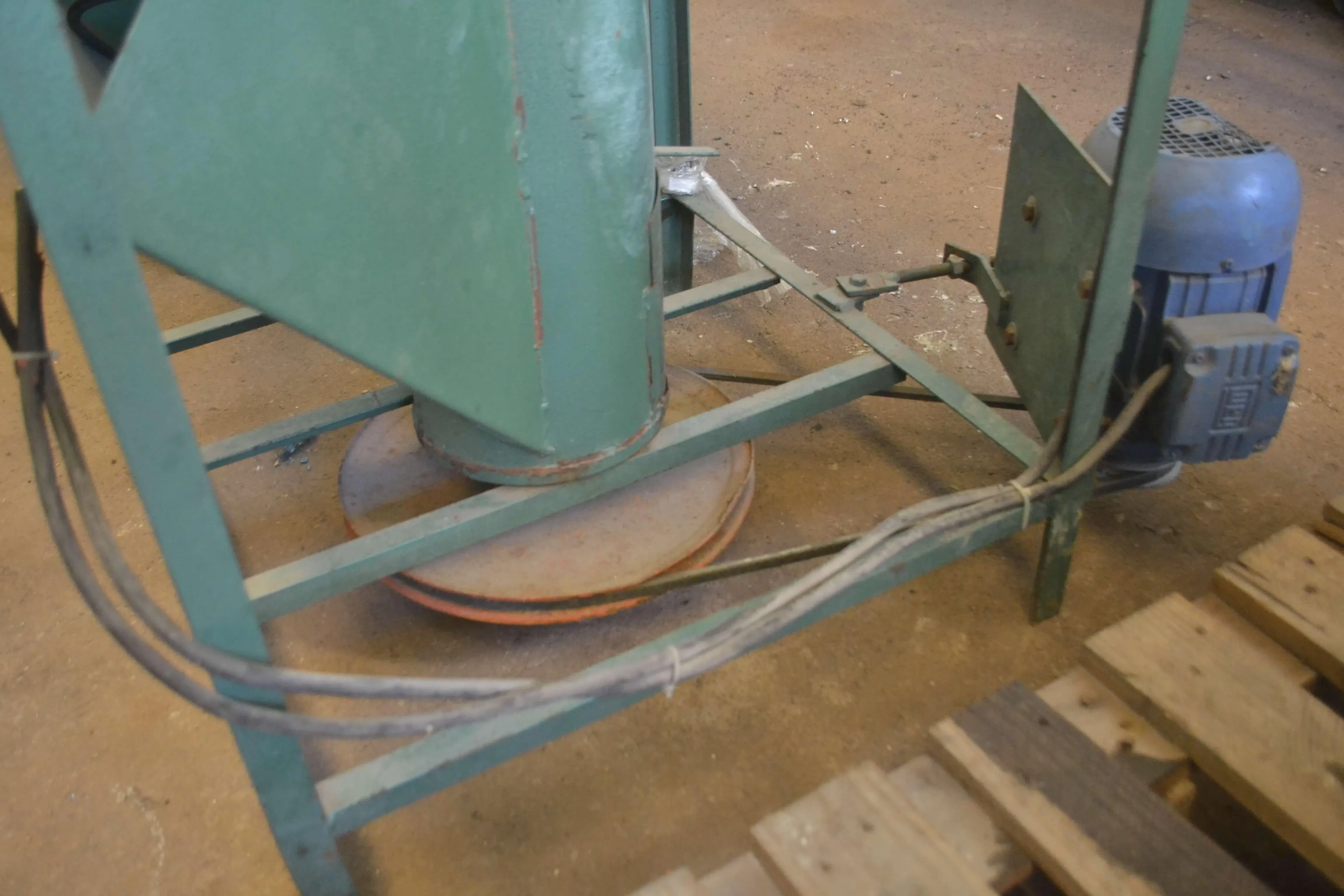 misturador-vertical-rosca-100-litros