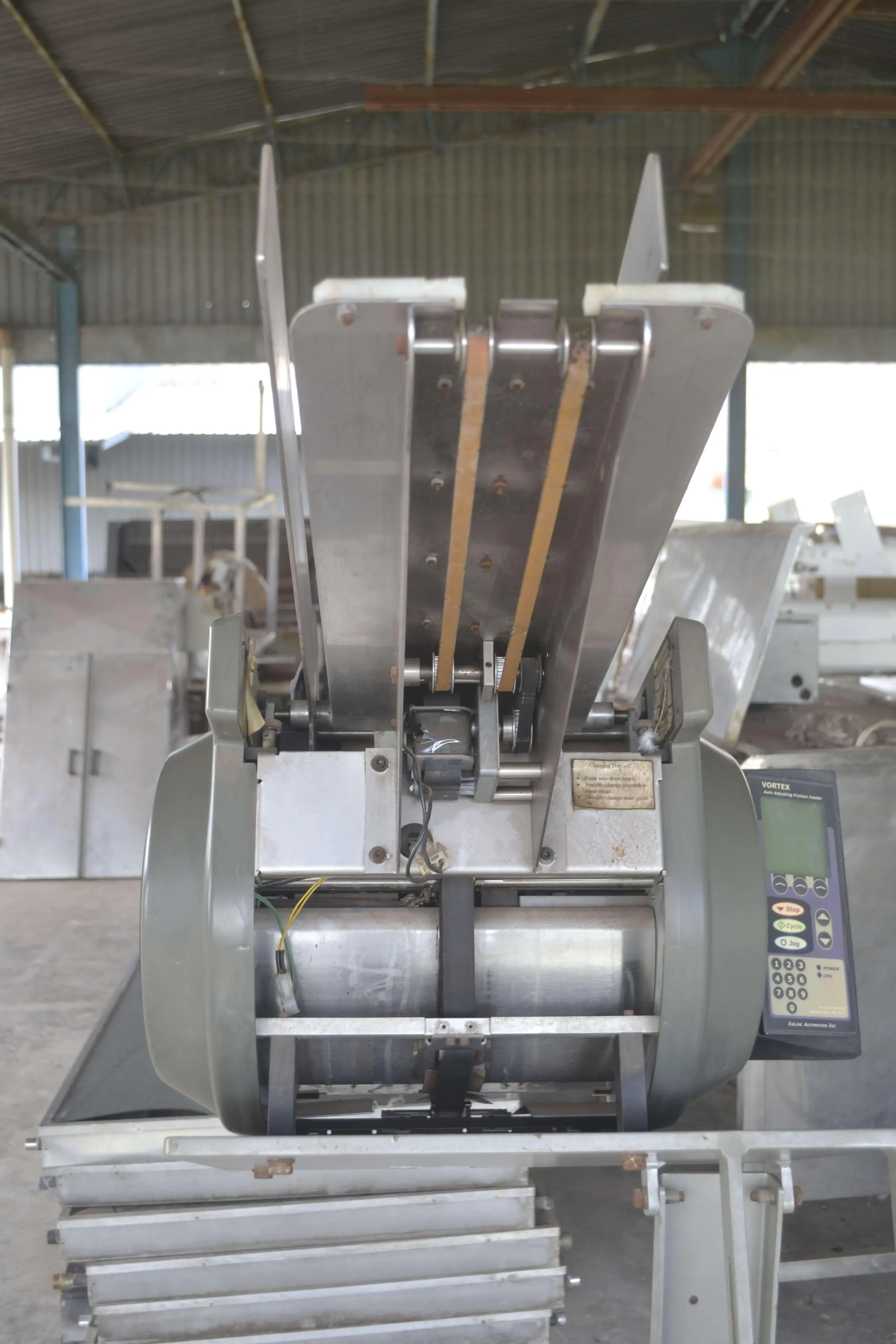 alimentador-para-flow-pack-marca-masipack-modelo-vortex-1200-l