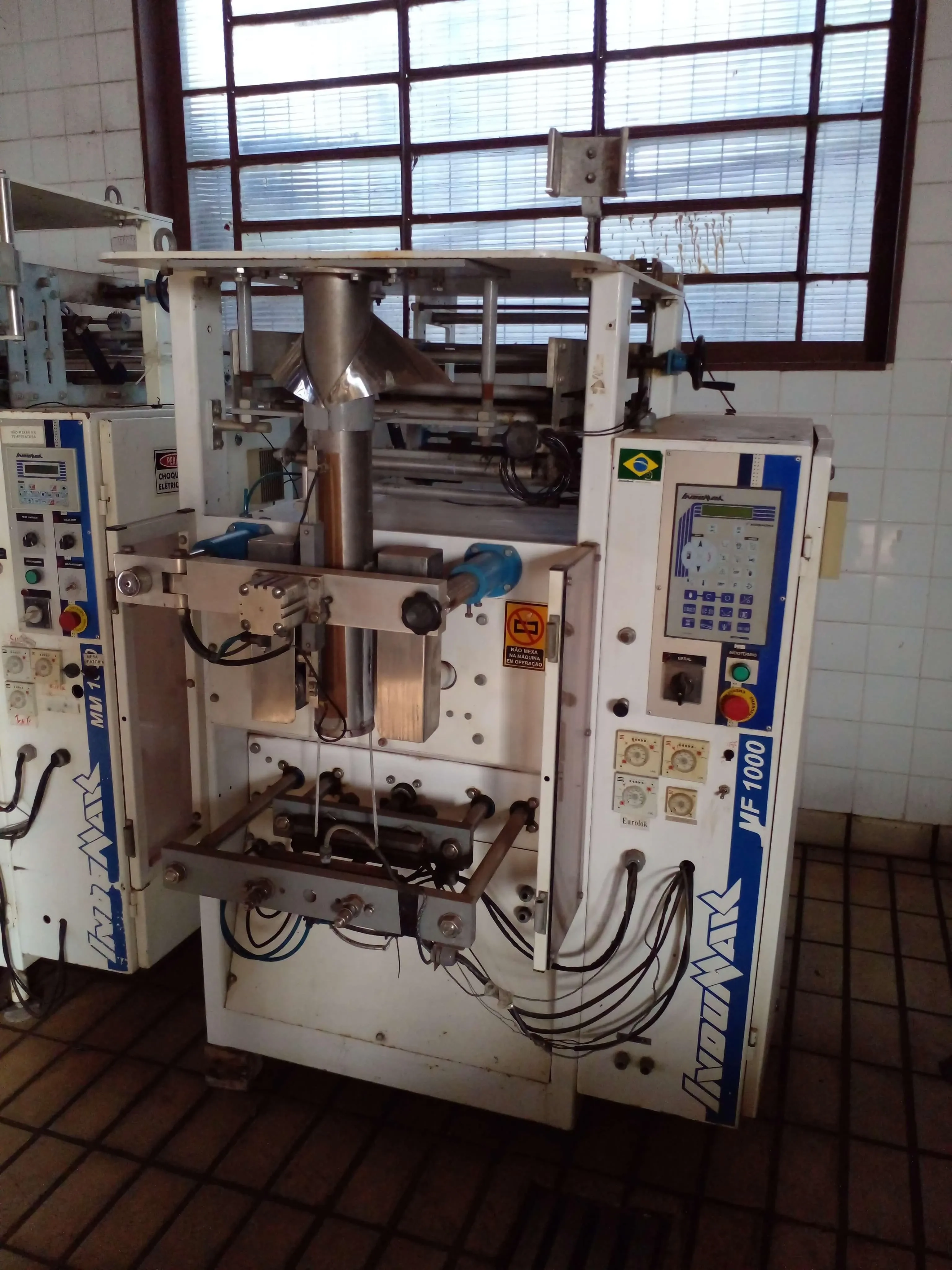 empacotadora-autom-indumak-mod-mf1000