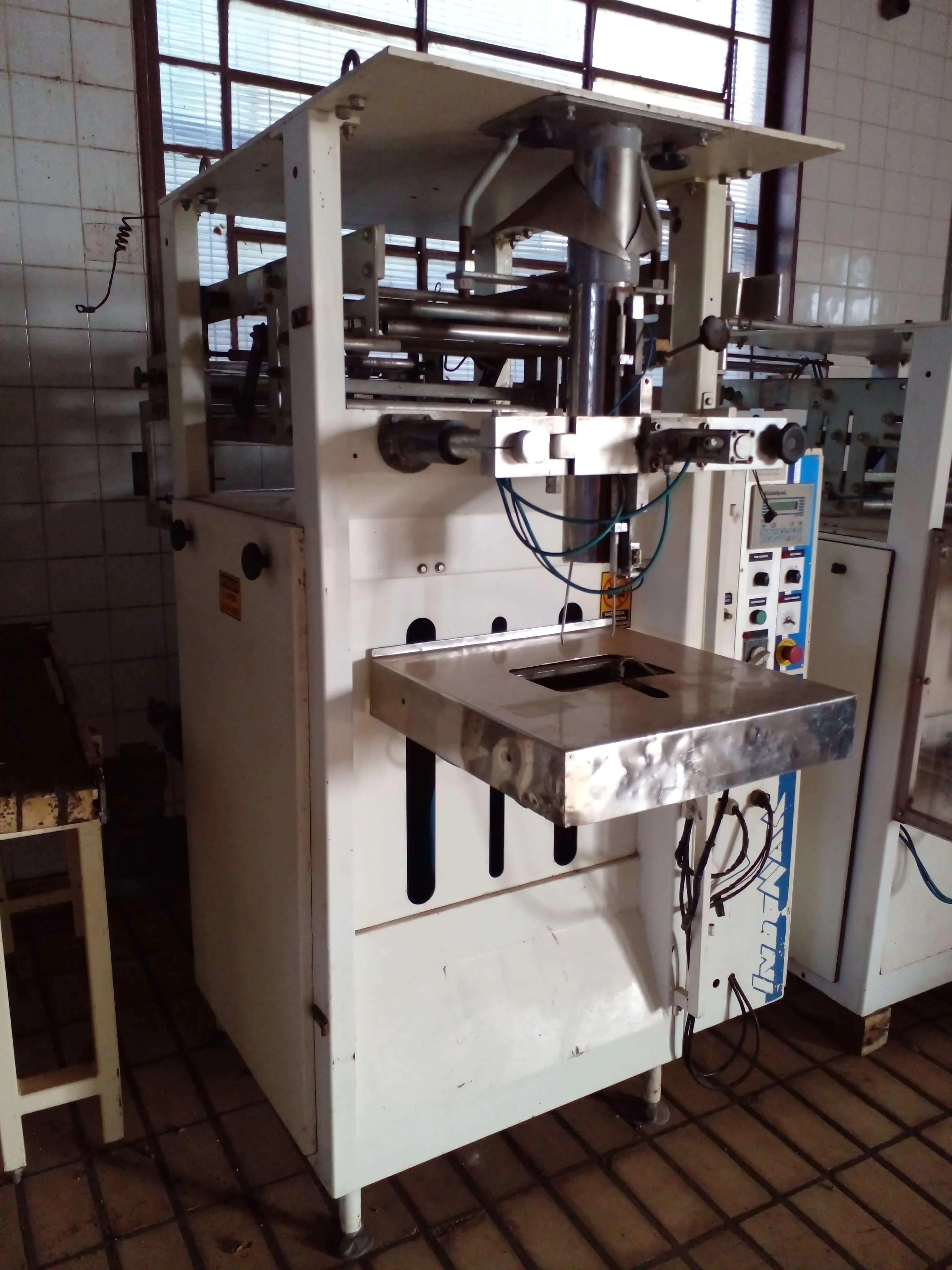 empacotadora-autom-indumak-mod-mm-100