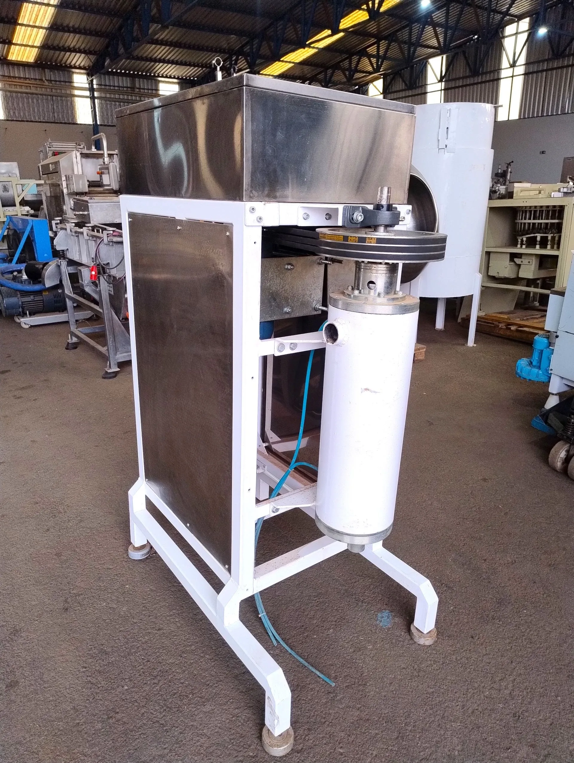 conjunto-de-refino-de-chocolate-e-avela-marca-cacautec