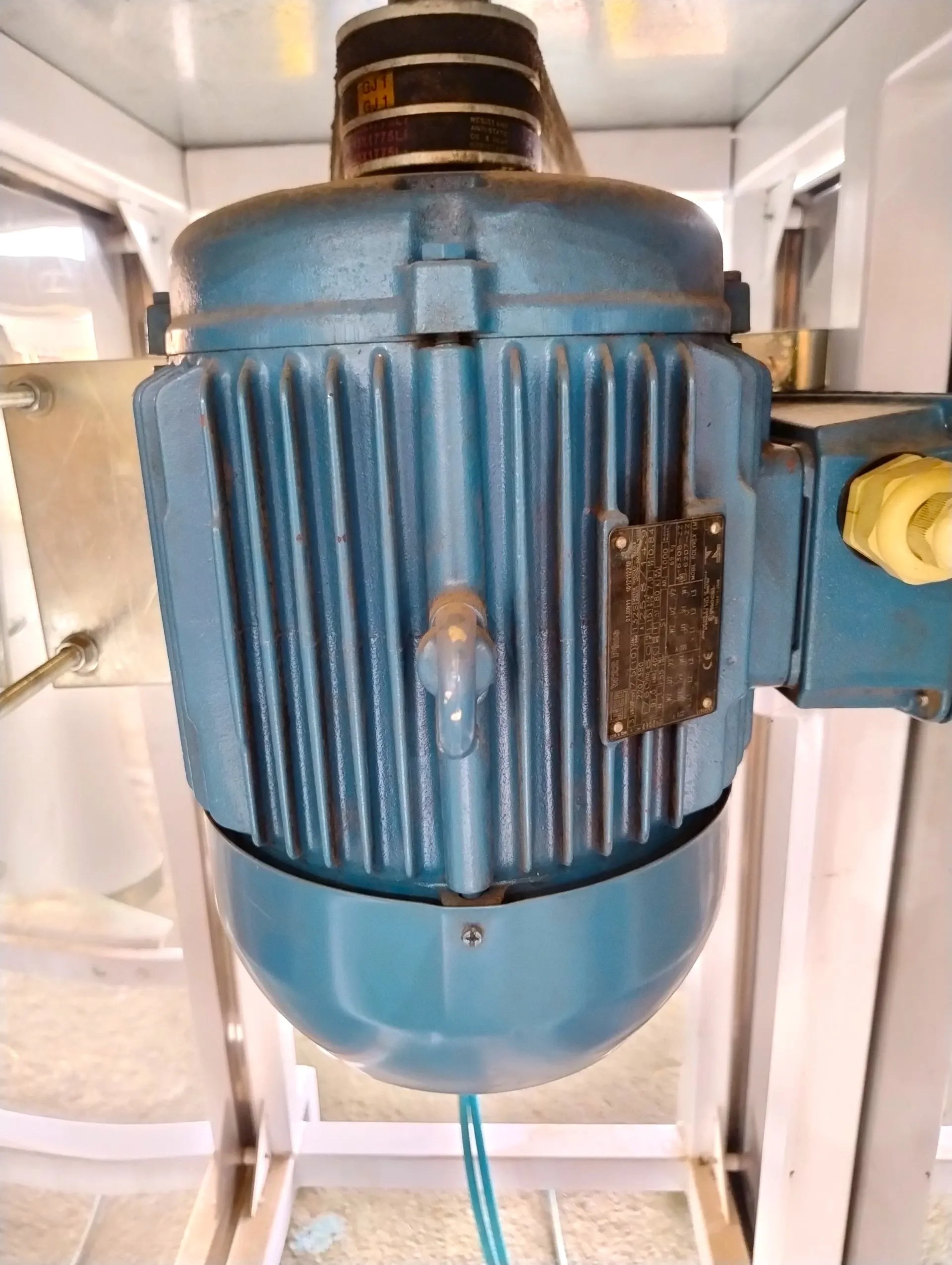 conjunto-de-refino-de-chocolate-e-avela-marca-cacautec