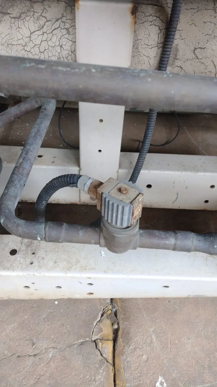 chiller-com-compressores-scroll-condensacao-ar