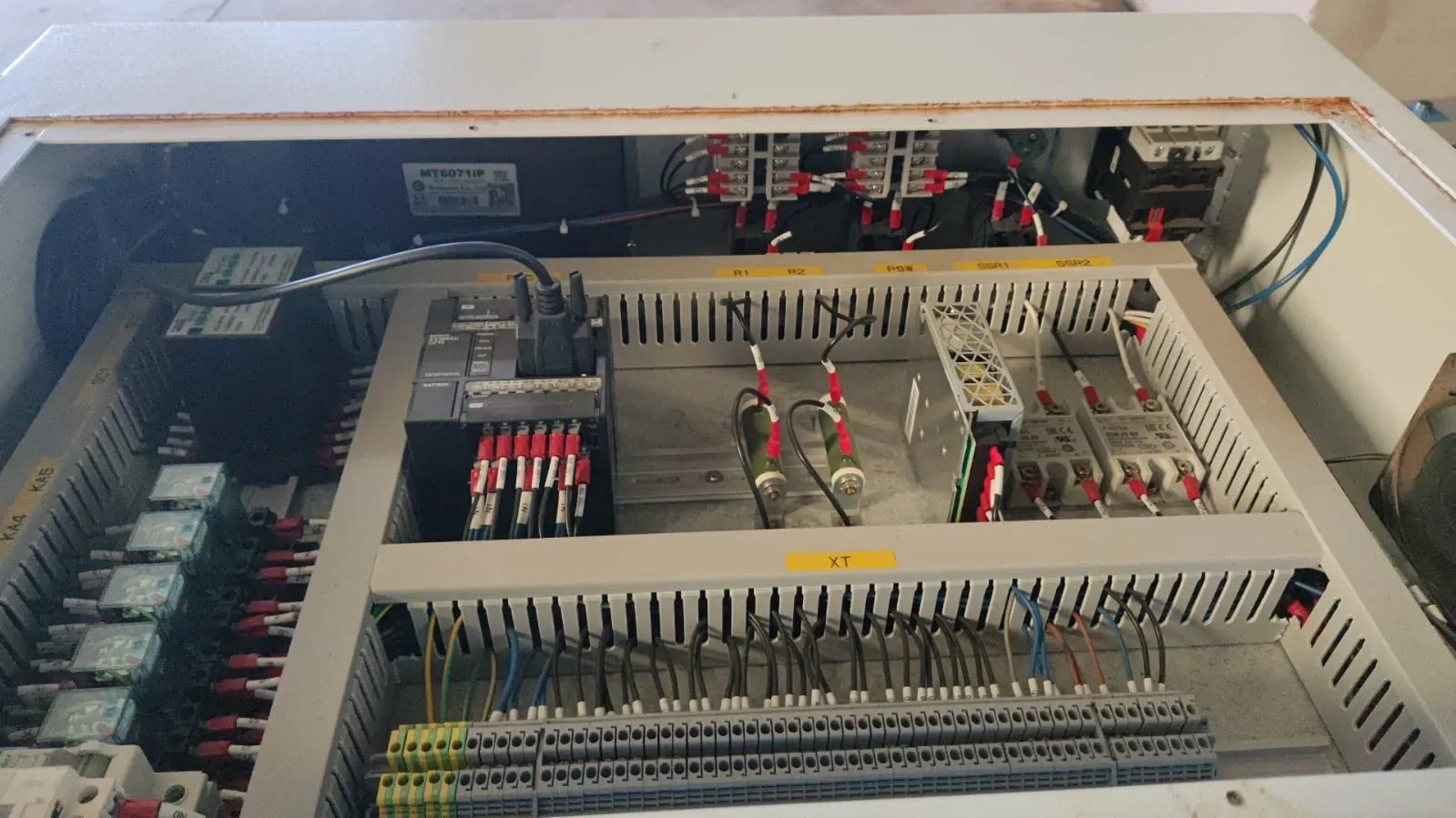 seladora-automatica-em-l-shrink-com-tunel-de-encolhimento-marca-bba-comex