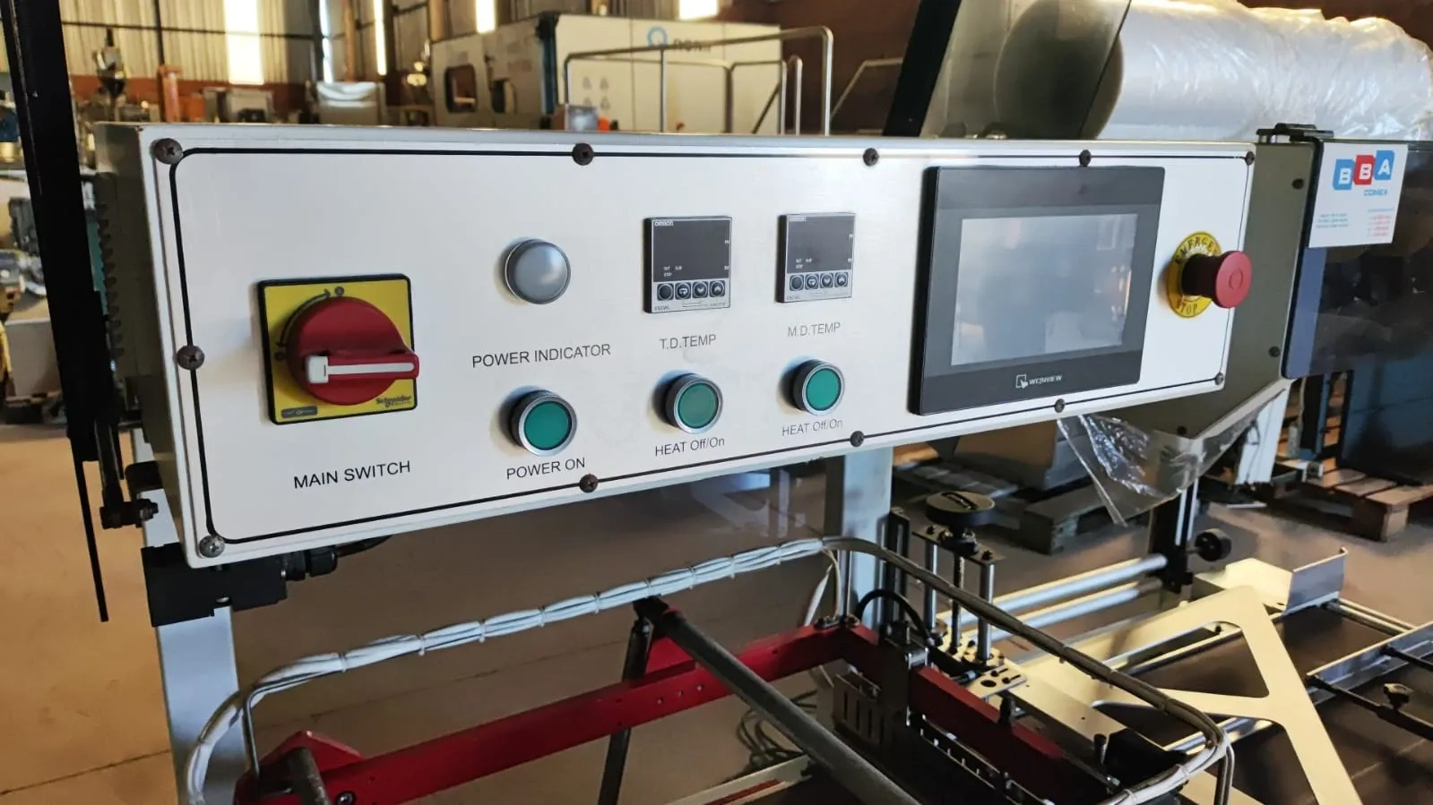 seladora-automatica-em-l-shrink-com-tunel-de-encolhimento-marca-bba-comex