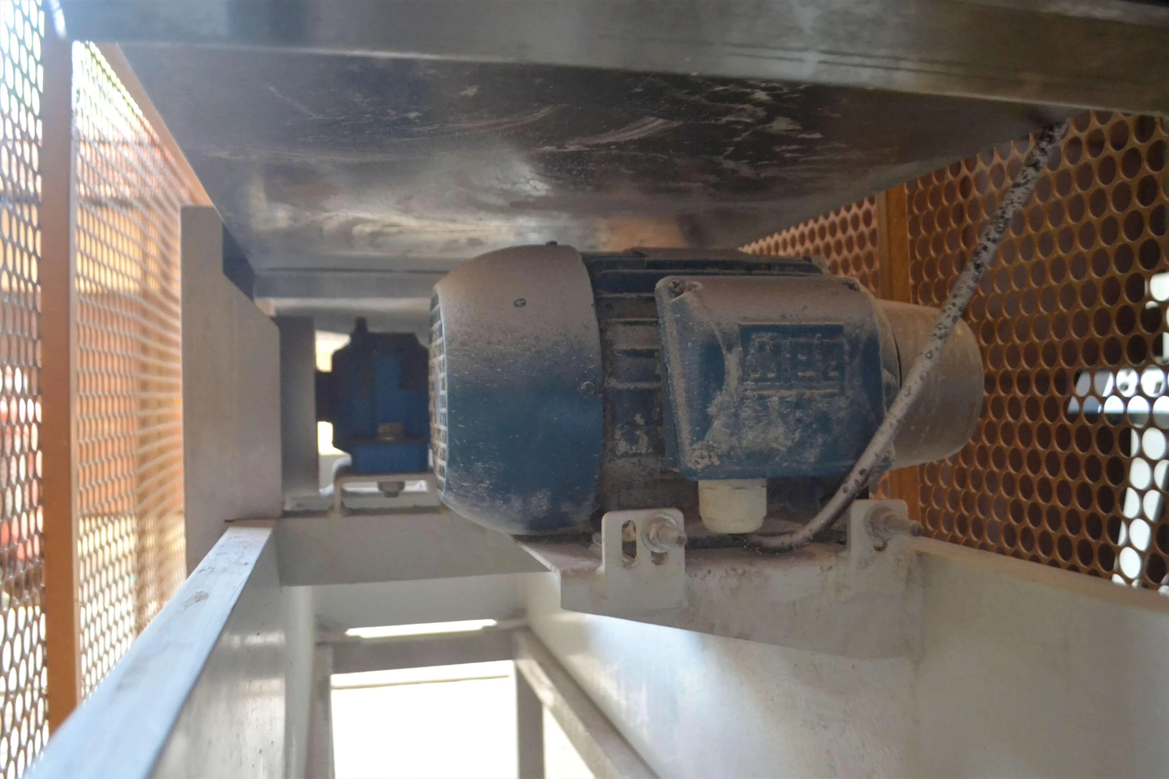 calha-peneira-vibratoria-600-mm-mci