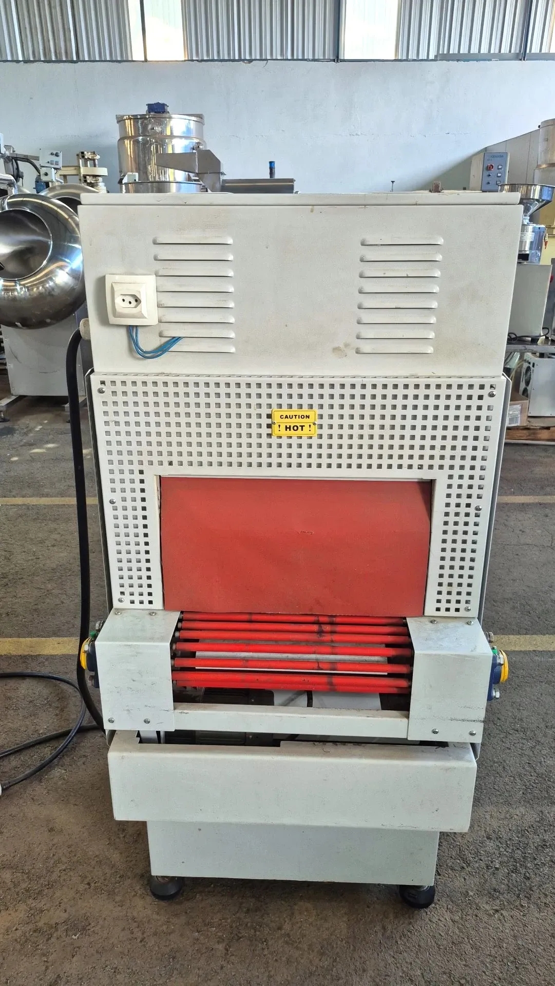 seladora-l-modelo-fl-5545-tb-com-tunel-de-encolhimento-modelo-sm-4525
