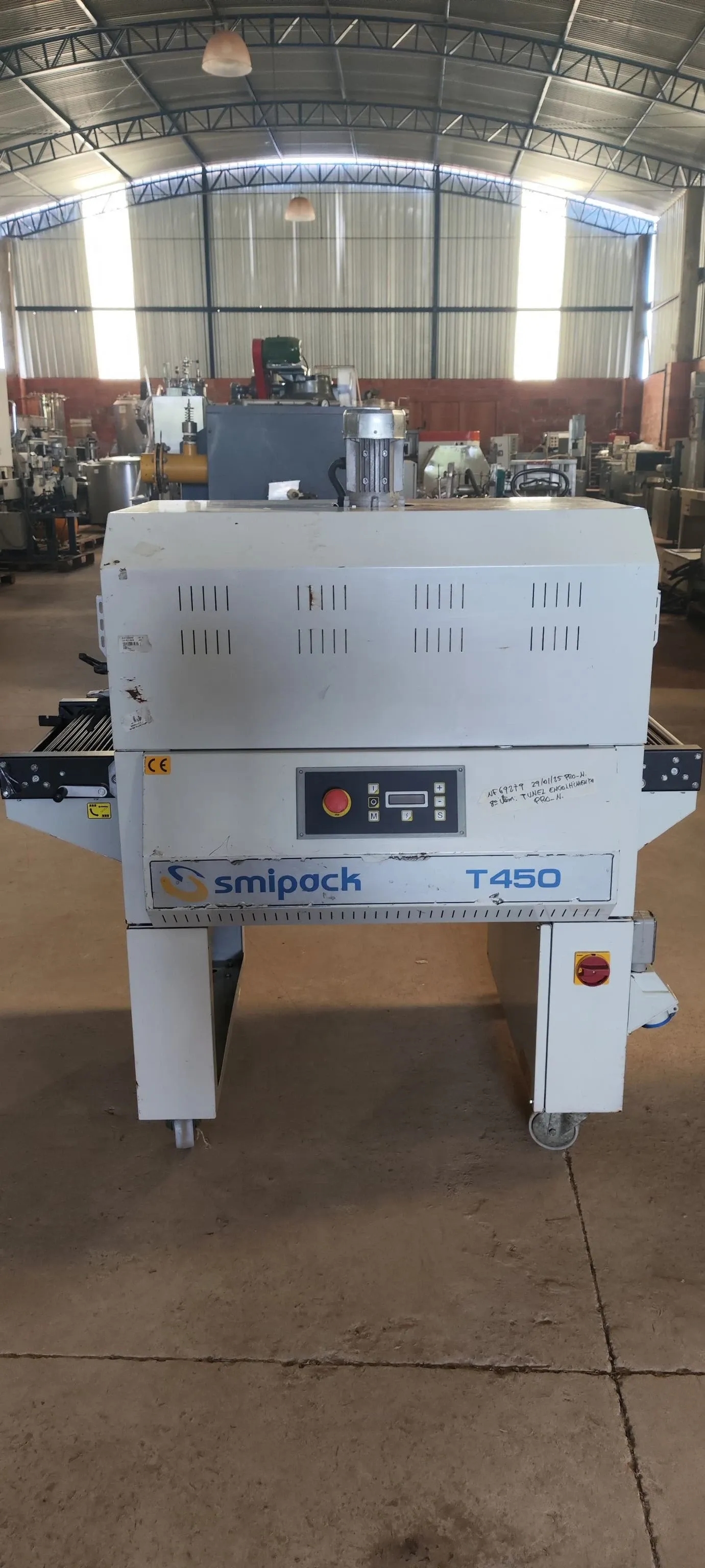seladora-em-l-com-tunel-de-encolhimento-aquecimento-shrink-marca-smipack